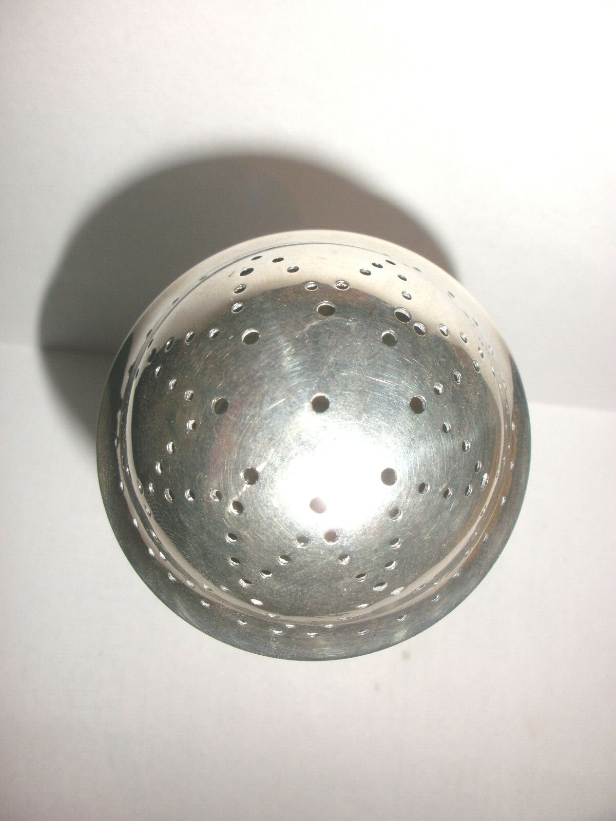 Antique 1908 English William Comyns Sons Sterling Silver sugar castor Muffineer