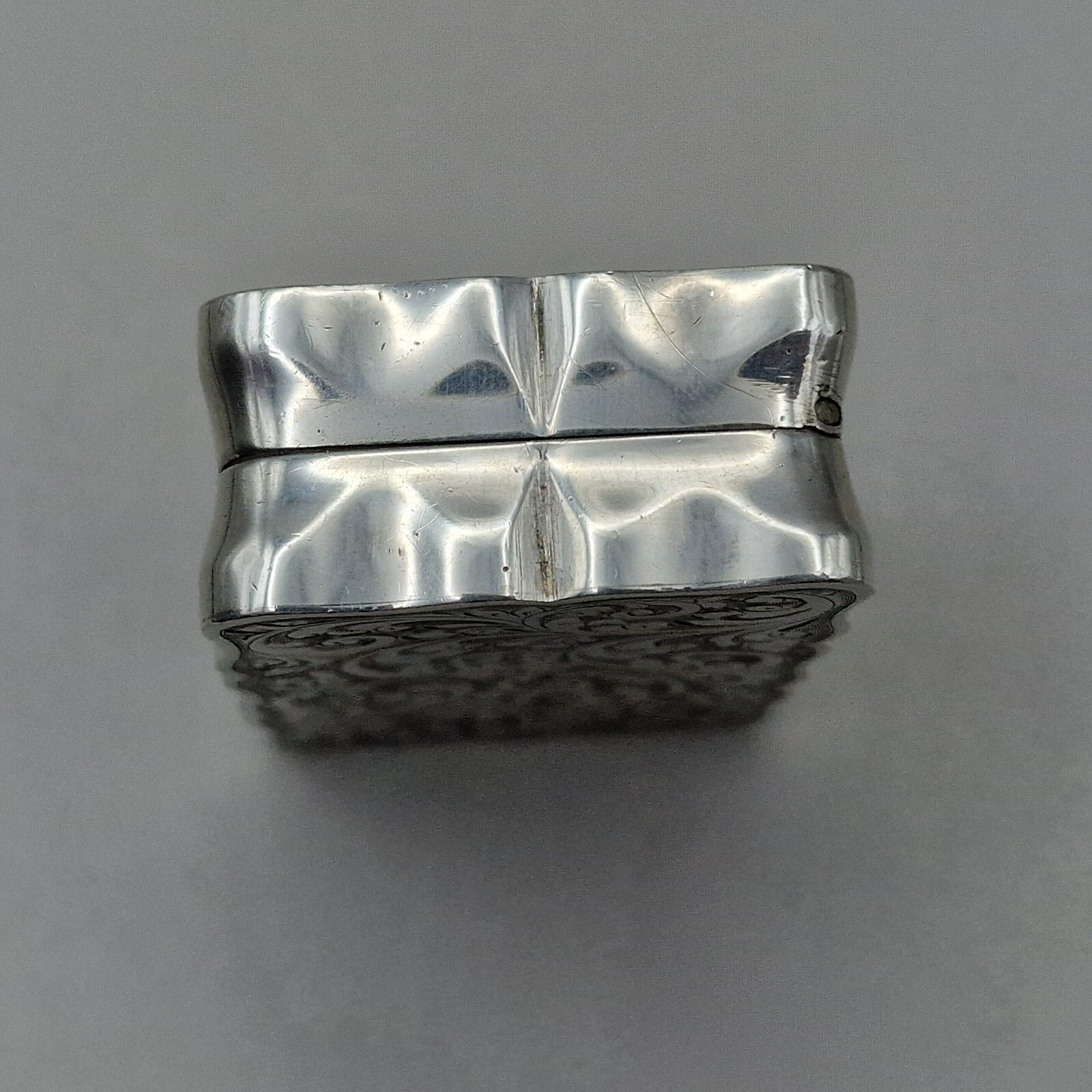 Sterling Silver Rectangular Table Snuff by M Kamin & Co Ltd 1977 Jubilee Mark