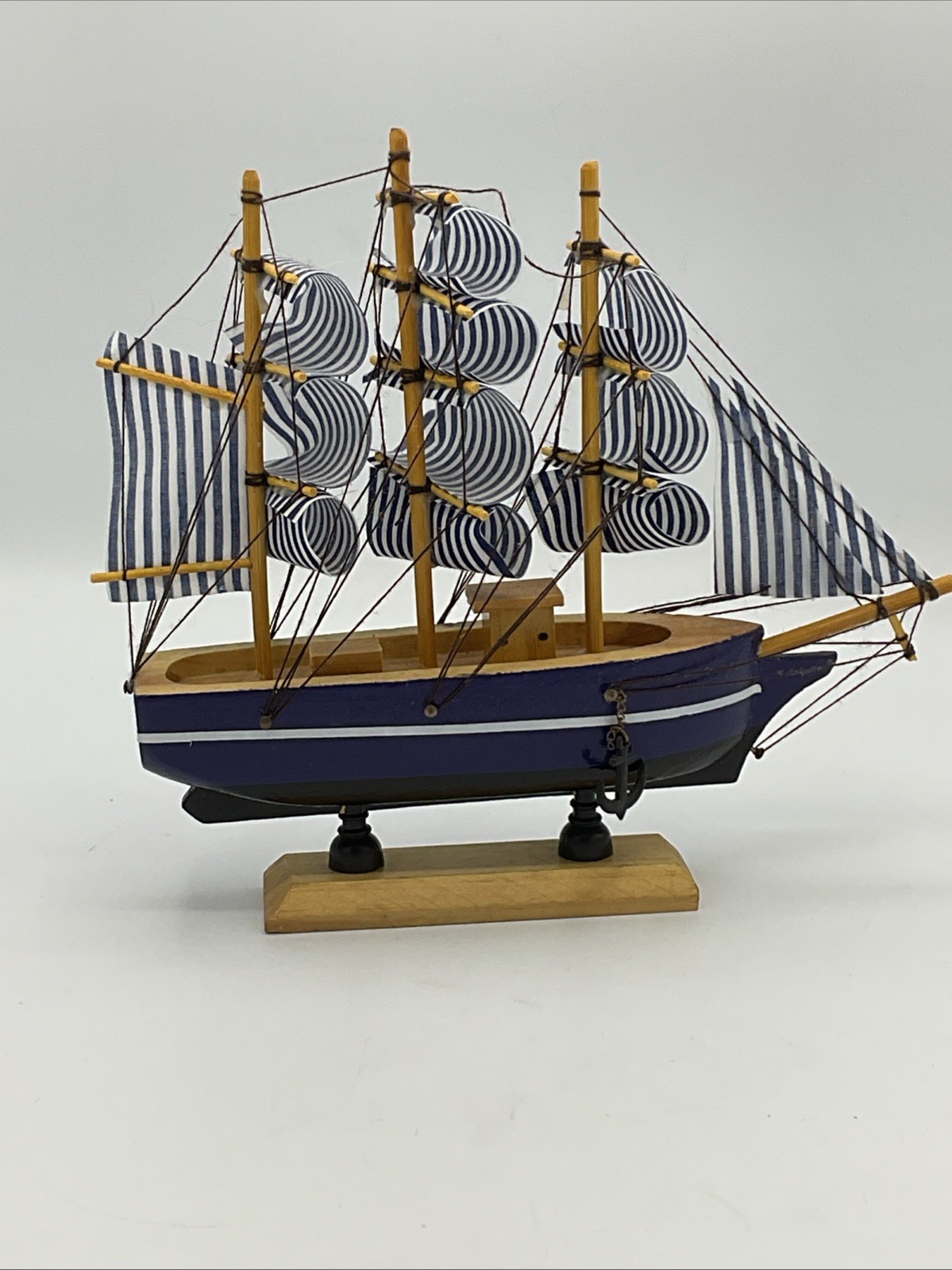 Decorative Tabletop wooden sailboat model – 7in