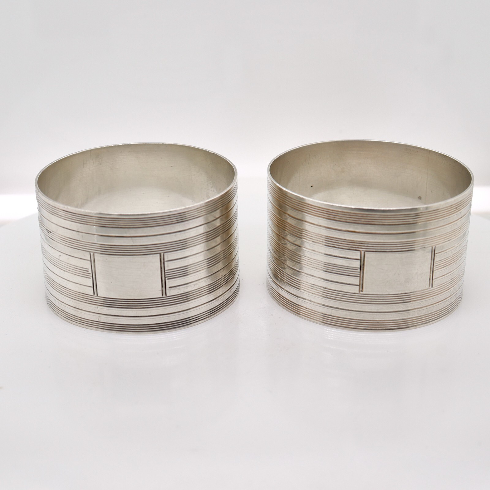 Pair Midcentury English Engine Turned Sterling Silver Napkin Rings by John Rose