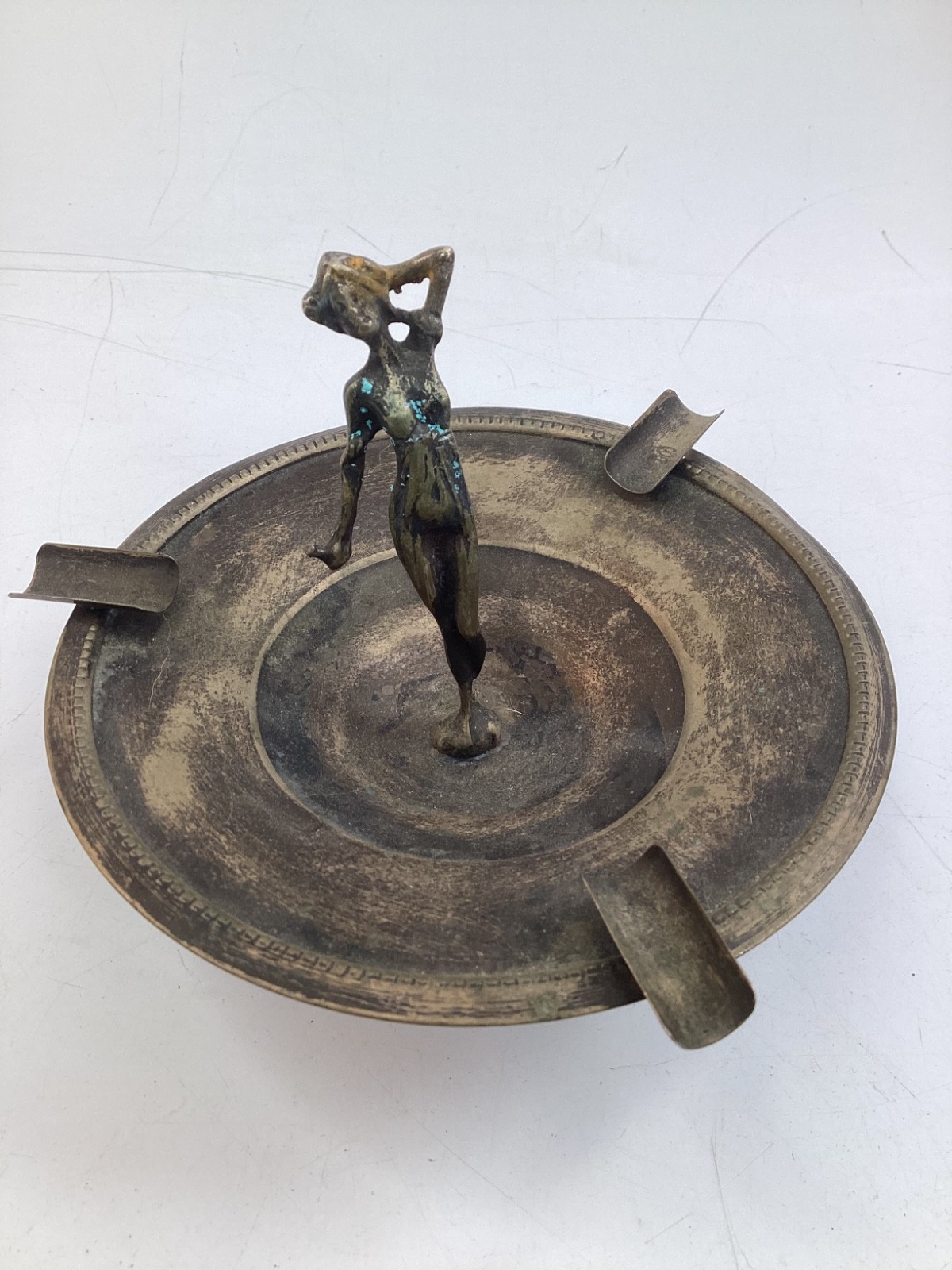 Antique 800 coin Silver Art Nouveau Deco Nude Lady ash tray 86 grams