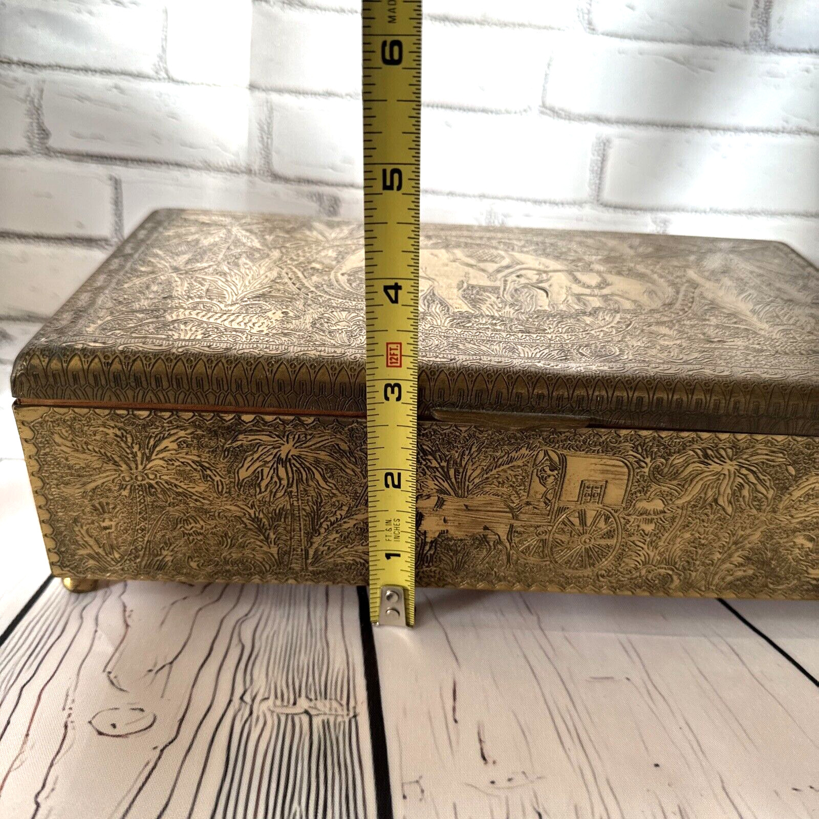 HAND TOOLED ENGRAVED SOLID BRASS STASH BOX CHEST ELEPHANT OX LION ELK HUNTER