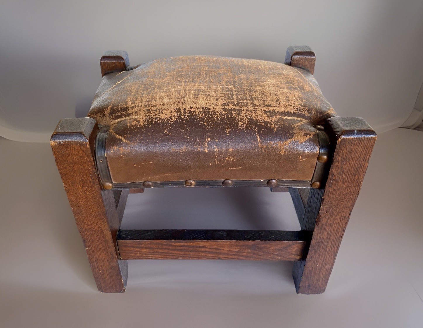 Antique Arts & Crafts Mission Oak Footstool 12″ Tall, 14-1/4″ Long, 11-1/2″ Deep