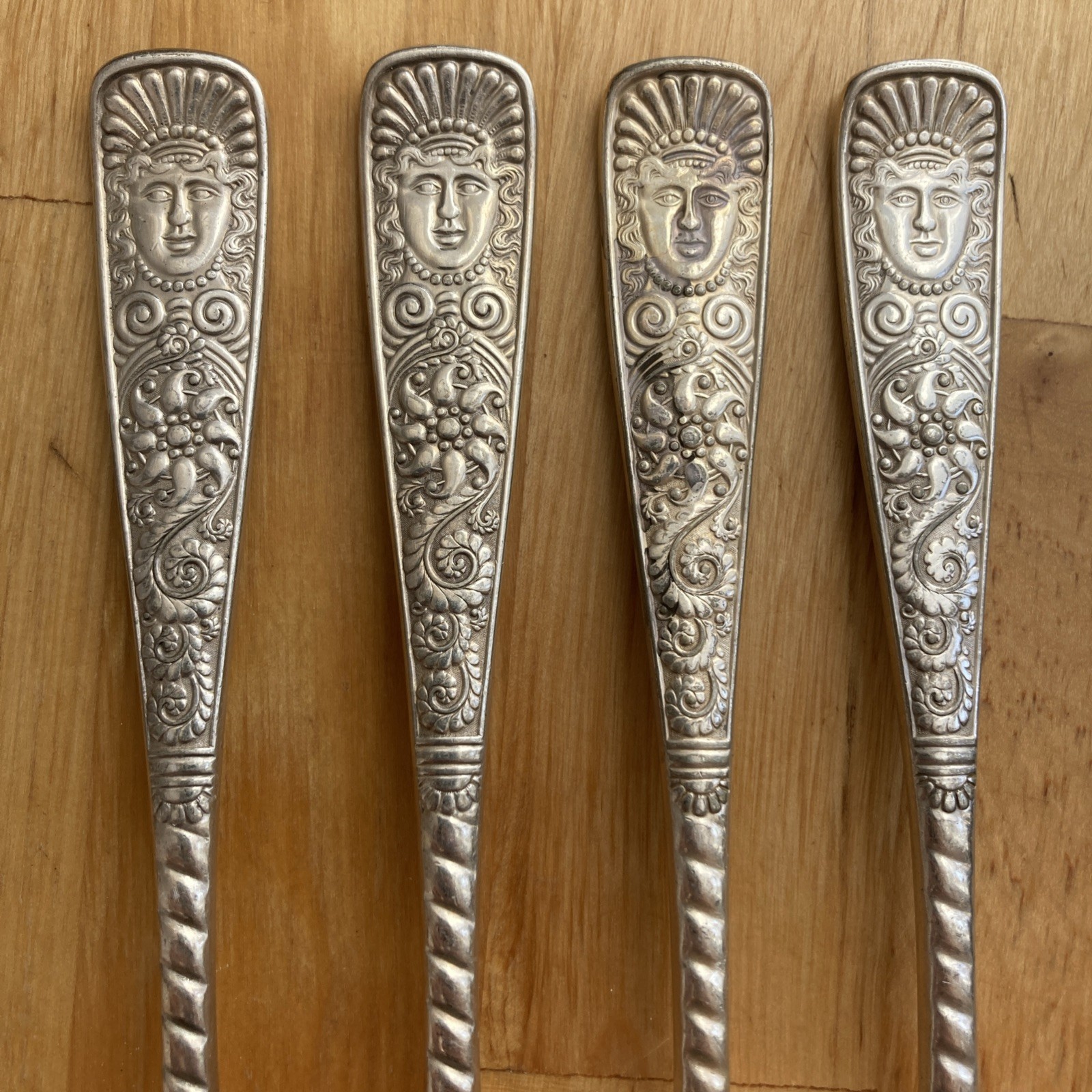Set of 4 ASSYRIAN HEAD Silverplated Dinner Forks 1847 Rogers MONO