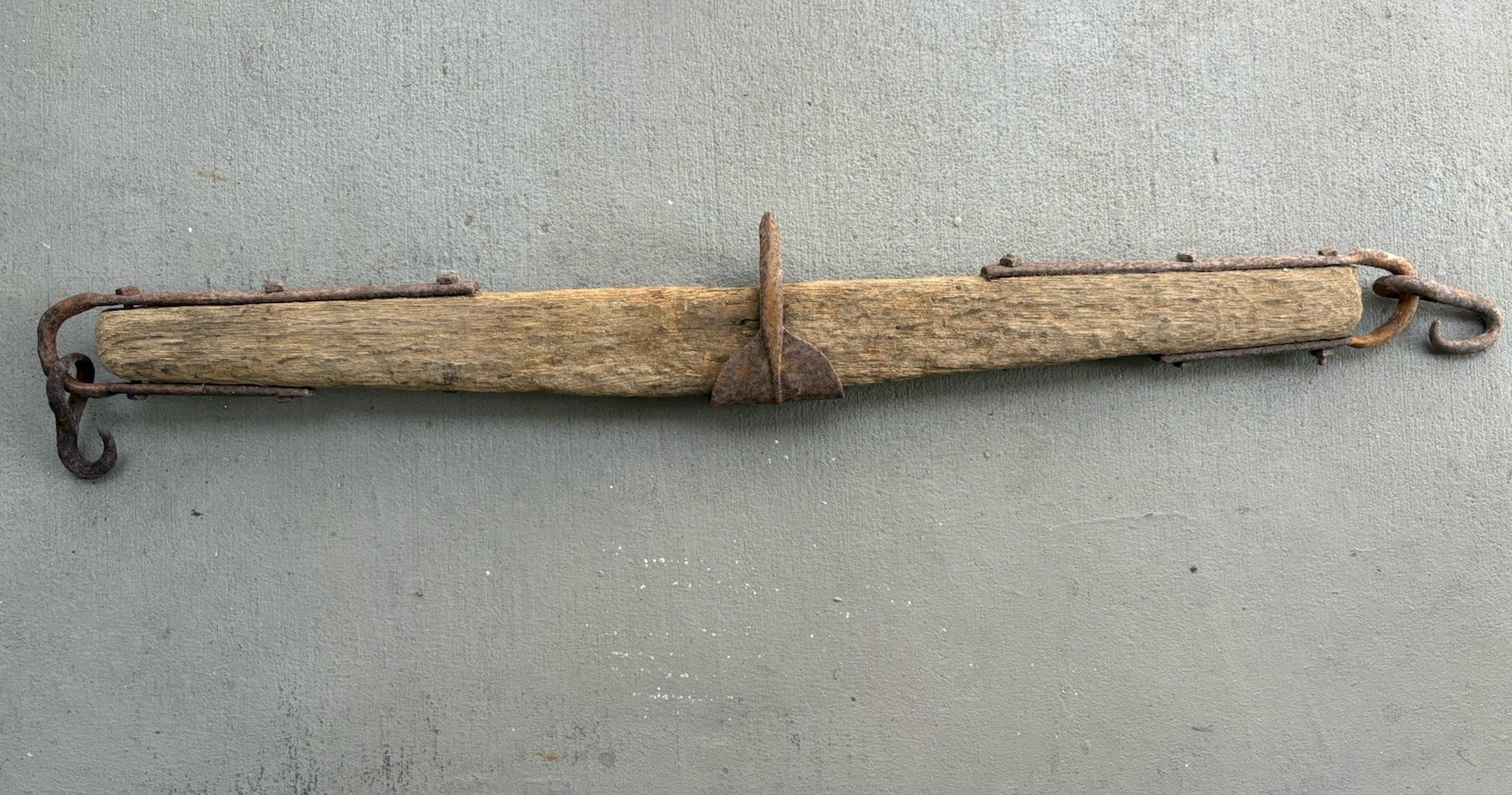 Old Antique Primitive Horse Ox Harness Hitch Single Tree Yoke 37” Farmhouse OLD