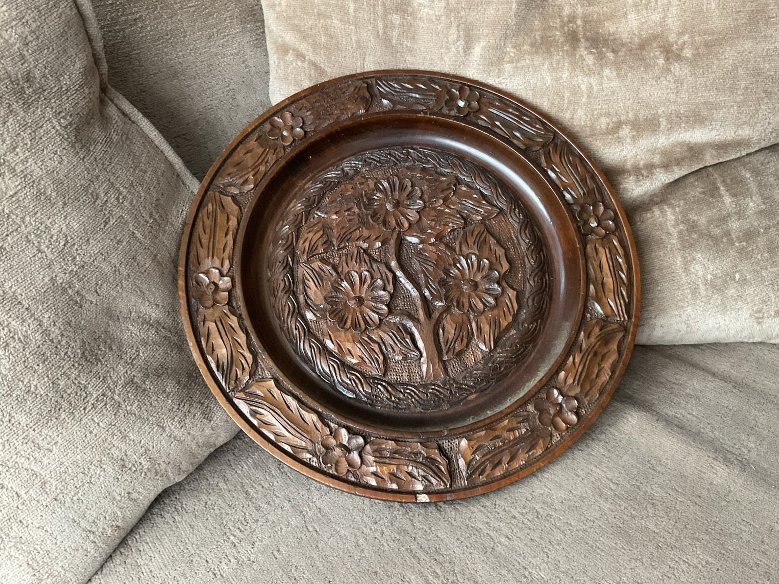 Vintage Carved Wooden Charger 35cm Diameter