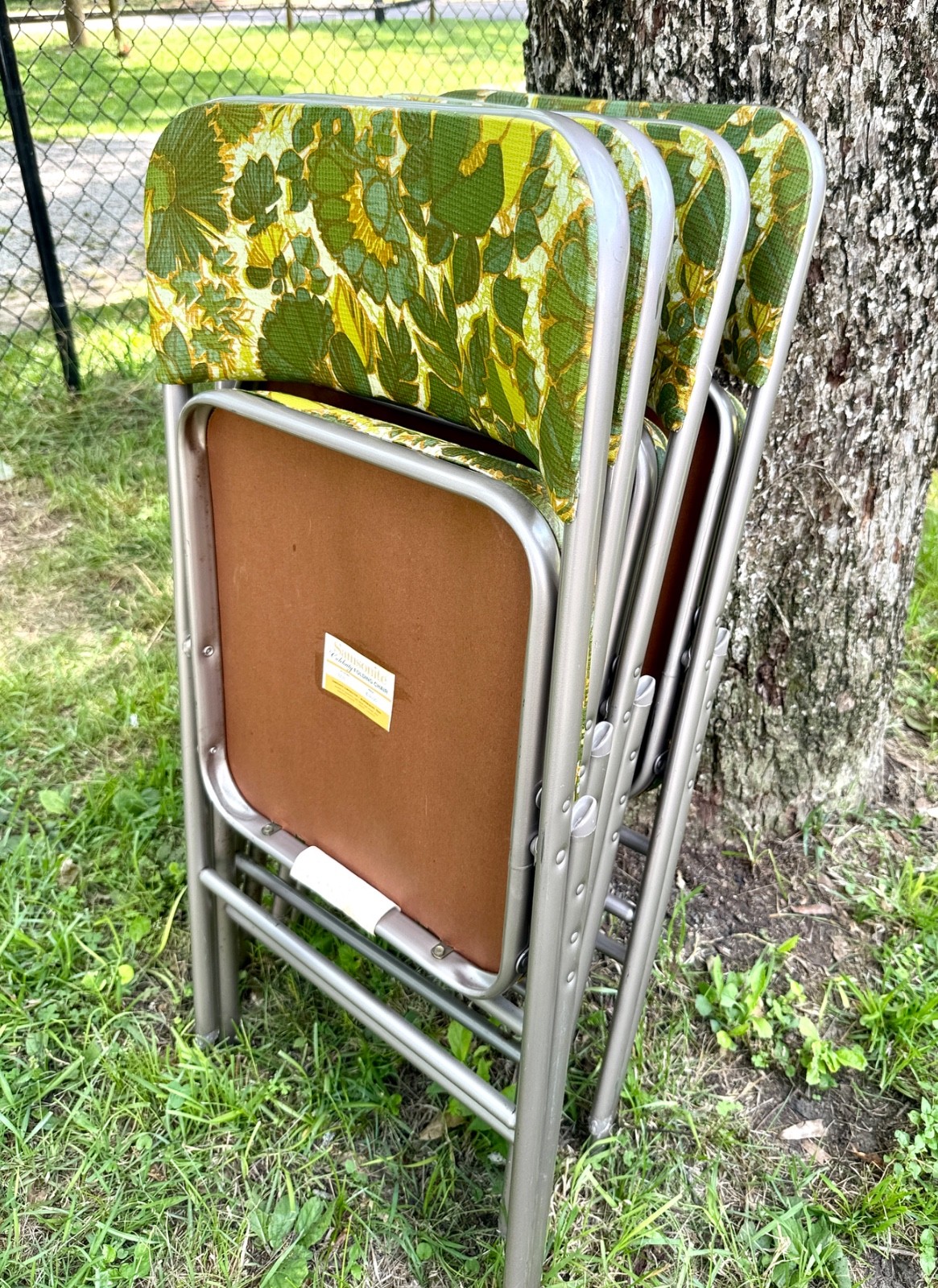 Samsonite “Celebrity Folding Chairs” Flower Power 1970’s # 7237