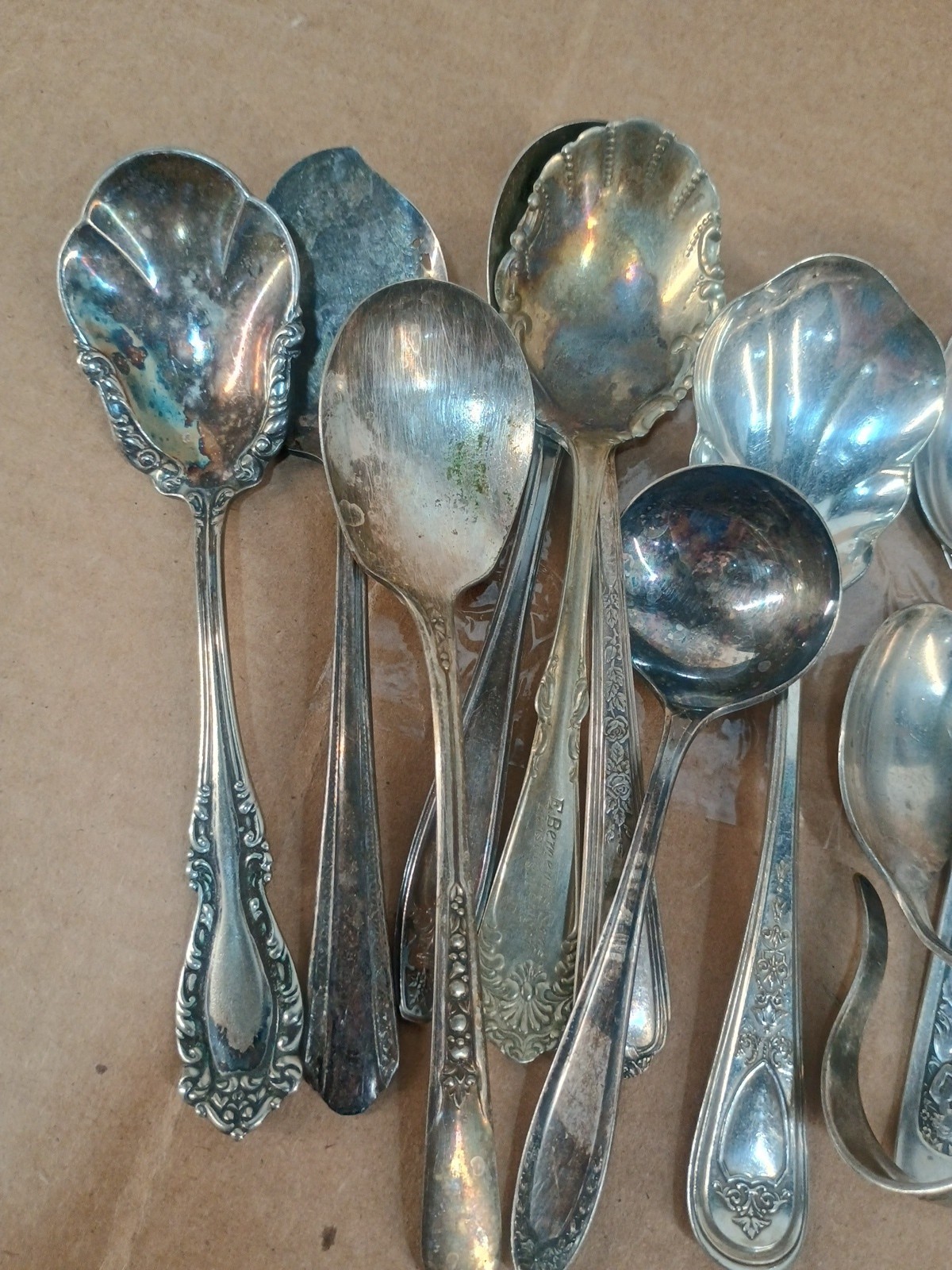 16 Assorted Styles Silver Plated Spoons Rogers Oneida Paragon Wilcox