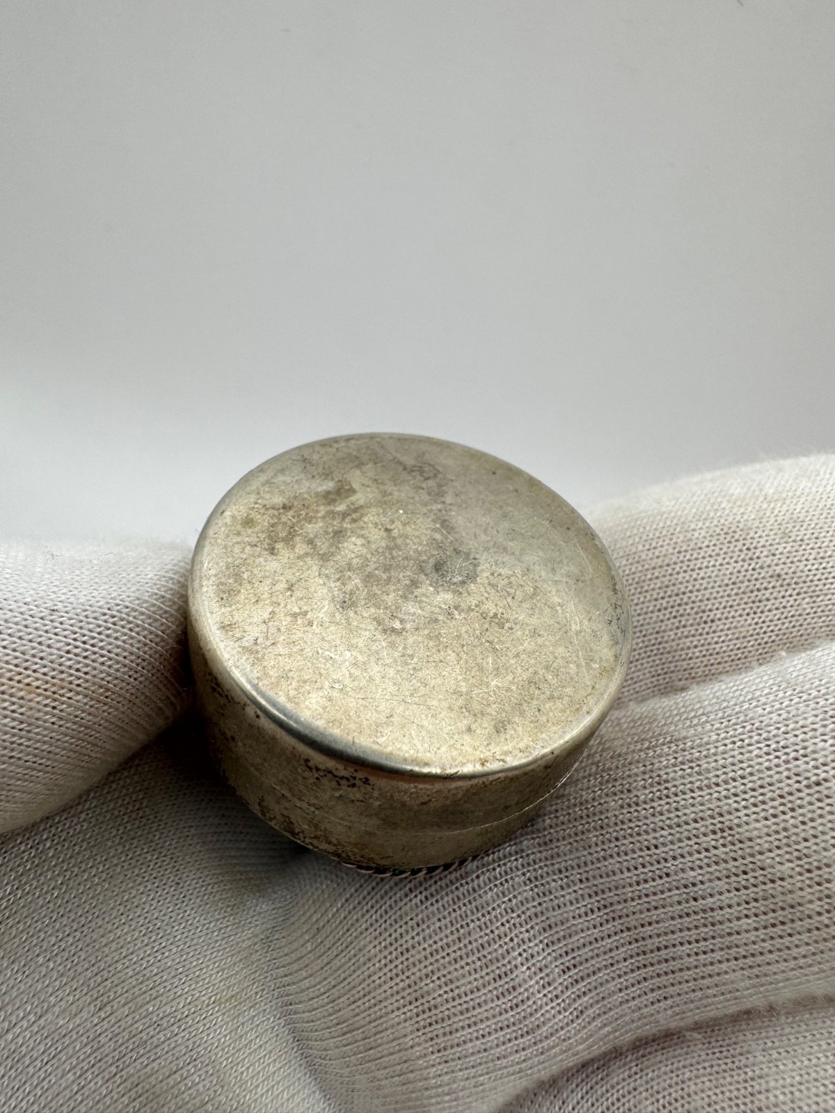 Vintage 925 Sterling Silver Pill Box with Blue Stone – 26.96g – Rare
