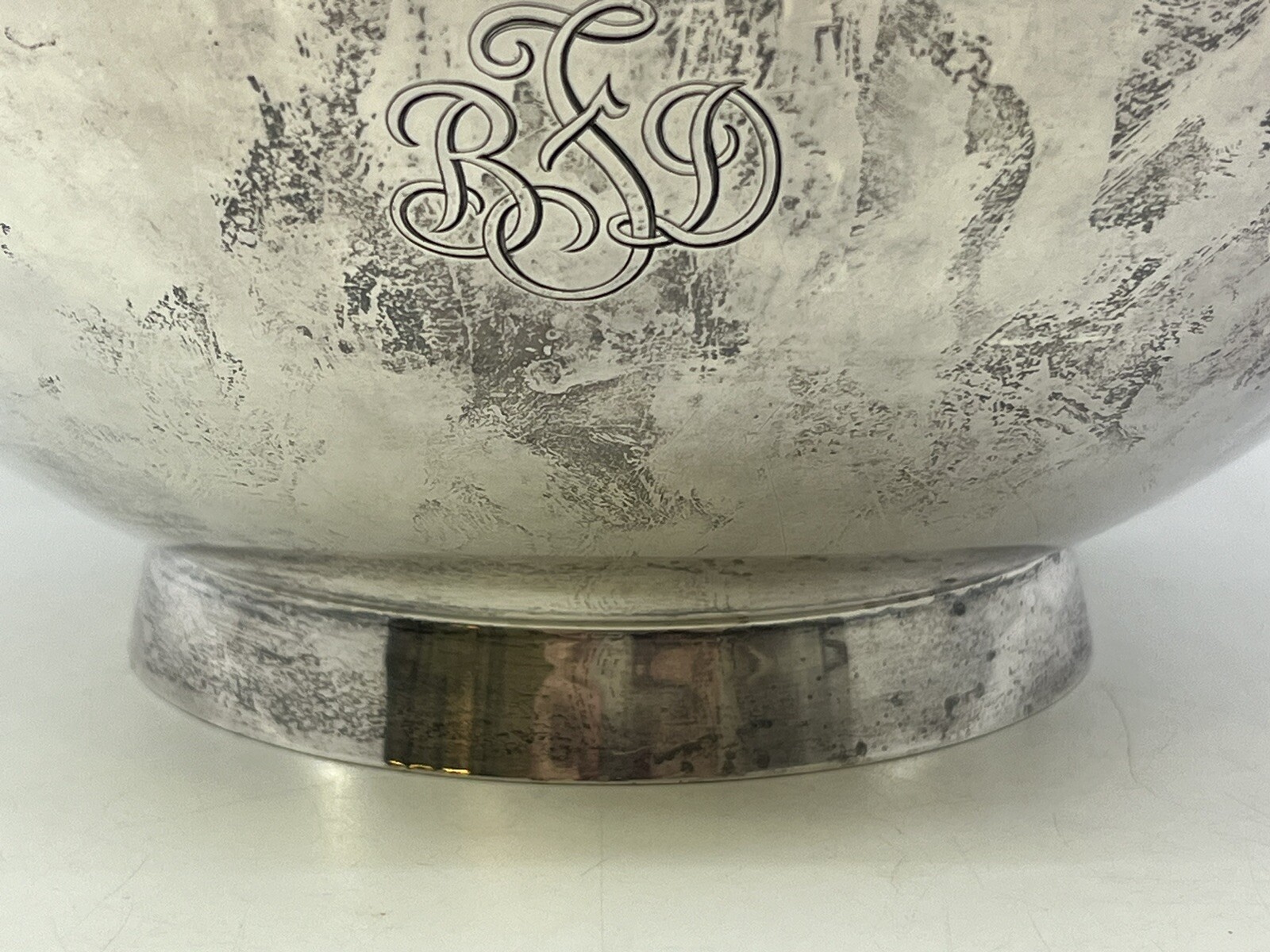 – Large – Tiffany & Co. Makers 925 Sterling Silver 11-in Bowl 1300 Grams