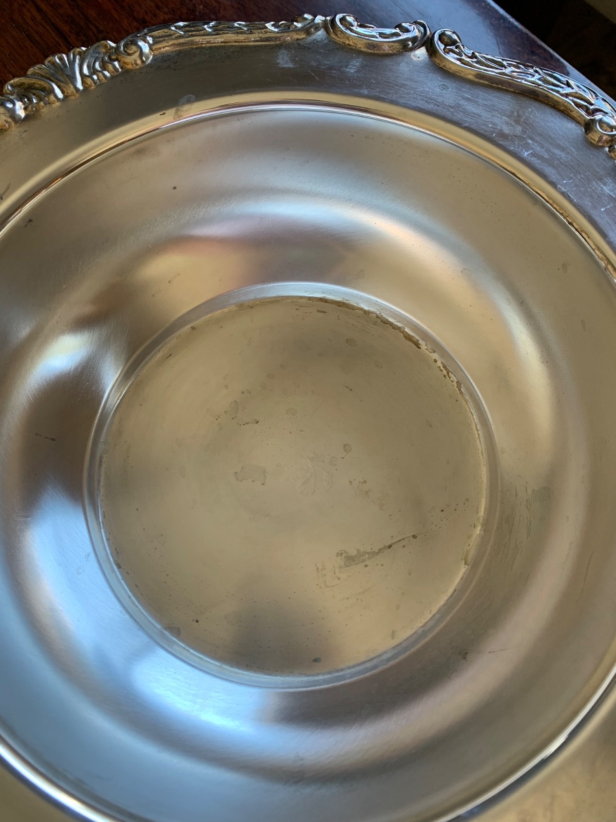 Sheridan vintage round silver serving, casserole dish, with handles, Pyrex