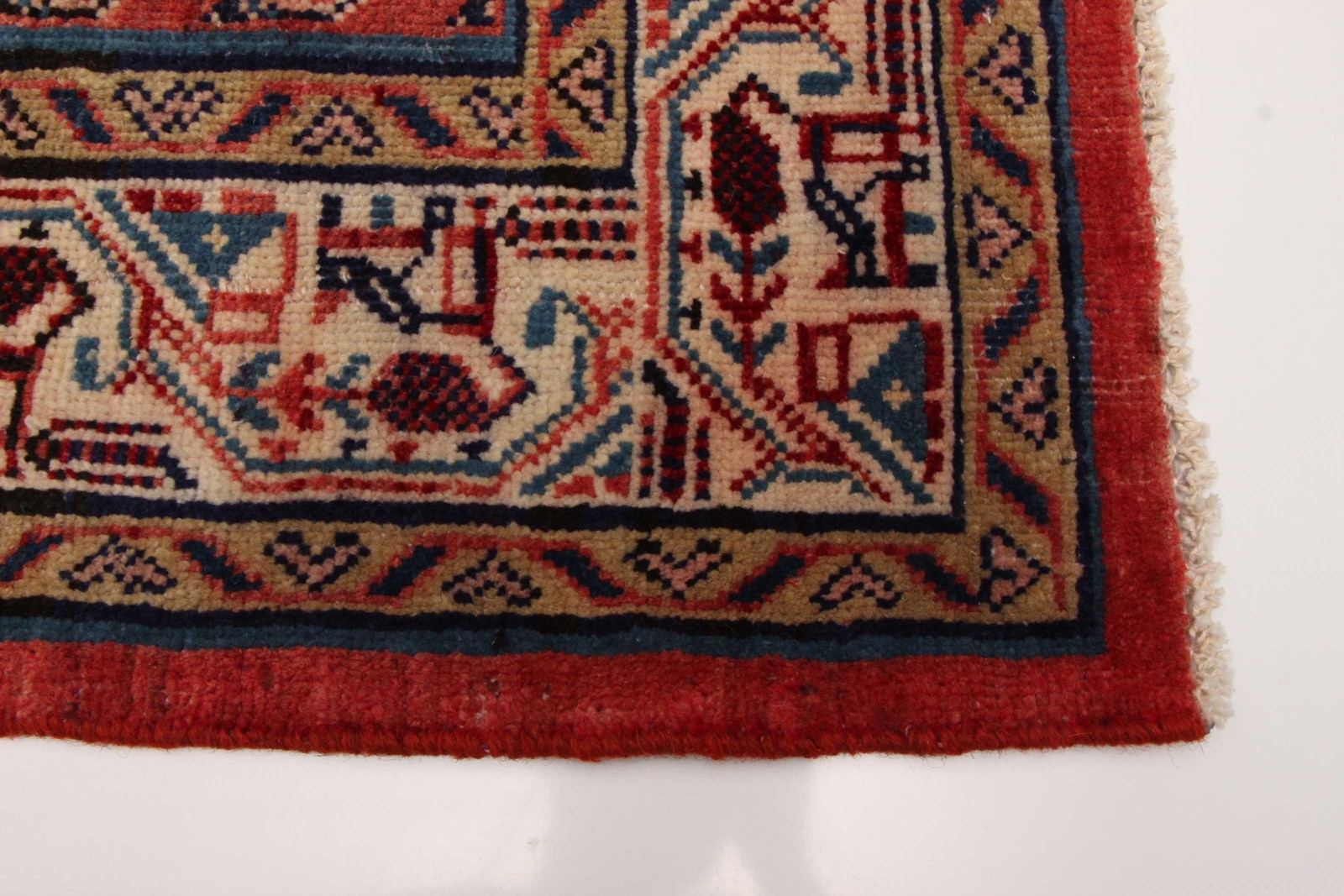 Vintage 4’2″ x 9’10” Traditional Hand Knotted Vegetable Dye Wool Area Rug