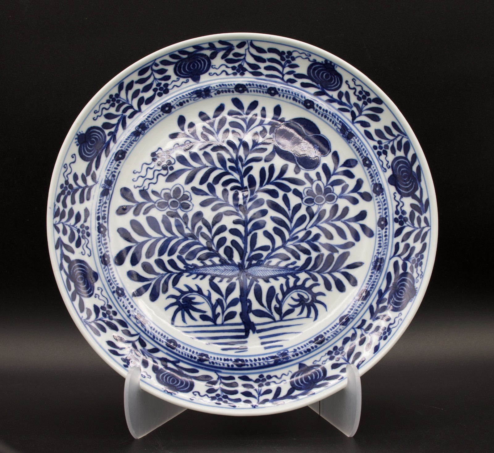 Antique Chinese Blue and White Hand Painted Porcelain Plate 9.4″