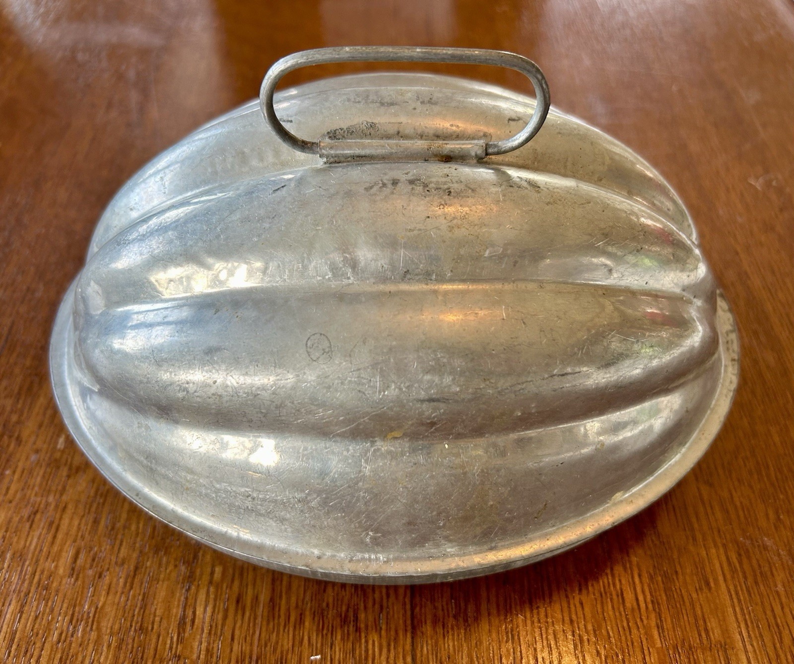 Antique Primitive Tin Jello Cake Bread Mold W/ Base Melon Shape By Kreamer