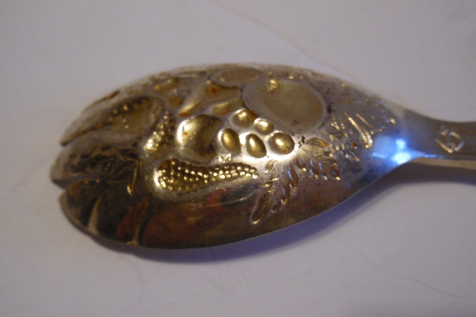 Sheffield E.P.S.A.1. 9″ Fruit Serving Fork England item#55