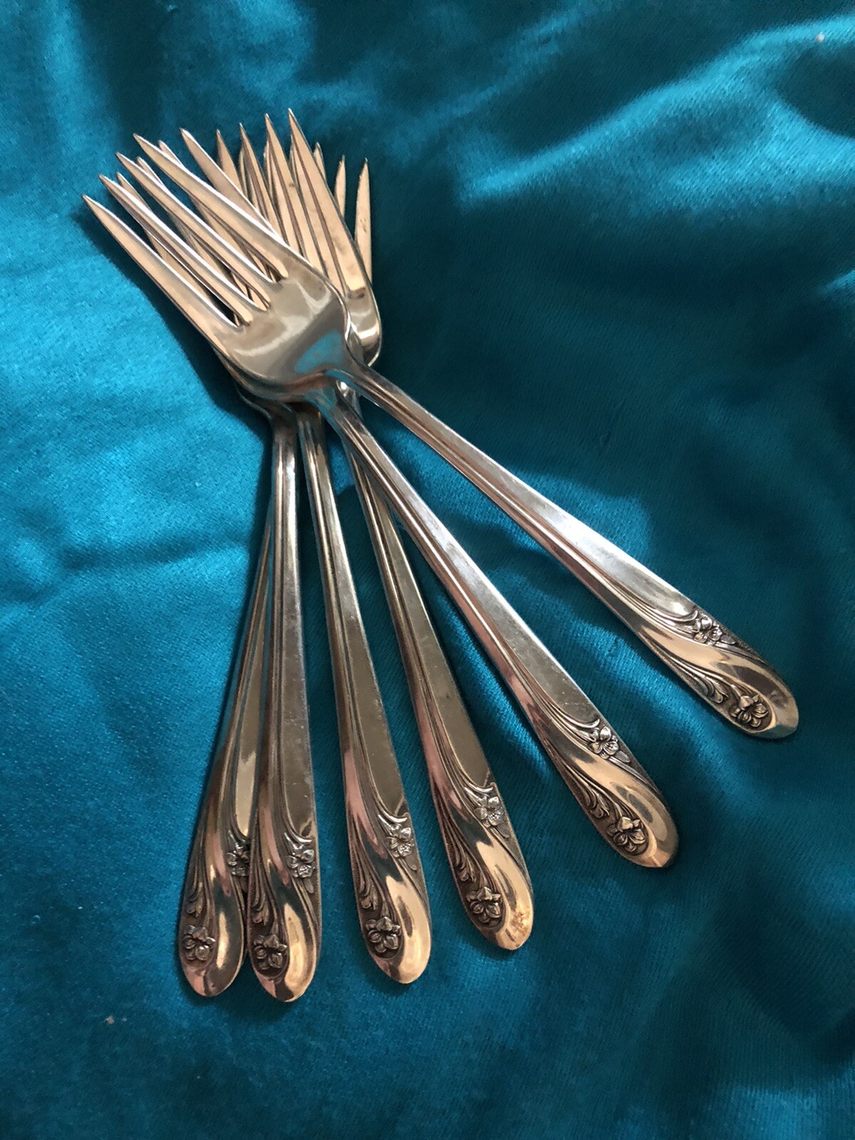 6 Romance Holmes Edward Silverplate Salad Dessert Fork