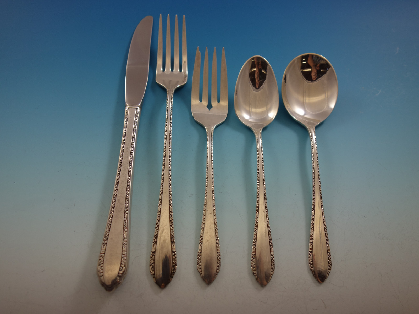Wild Flower by Royal Crest Sterling Silver Flatware Set 12 Service 60 Pcs Grille