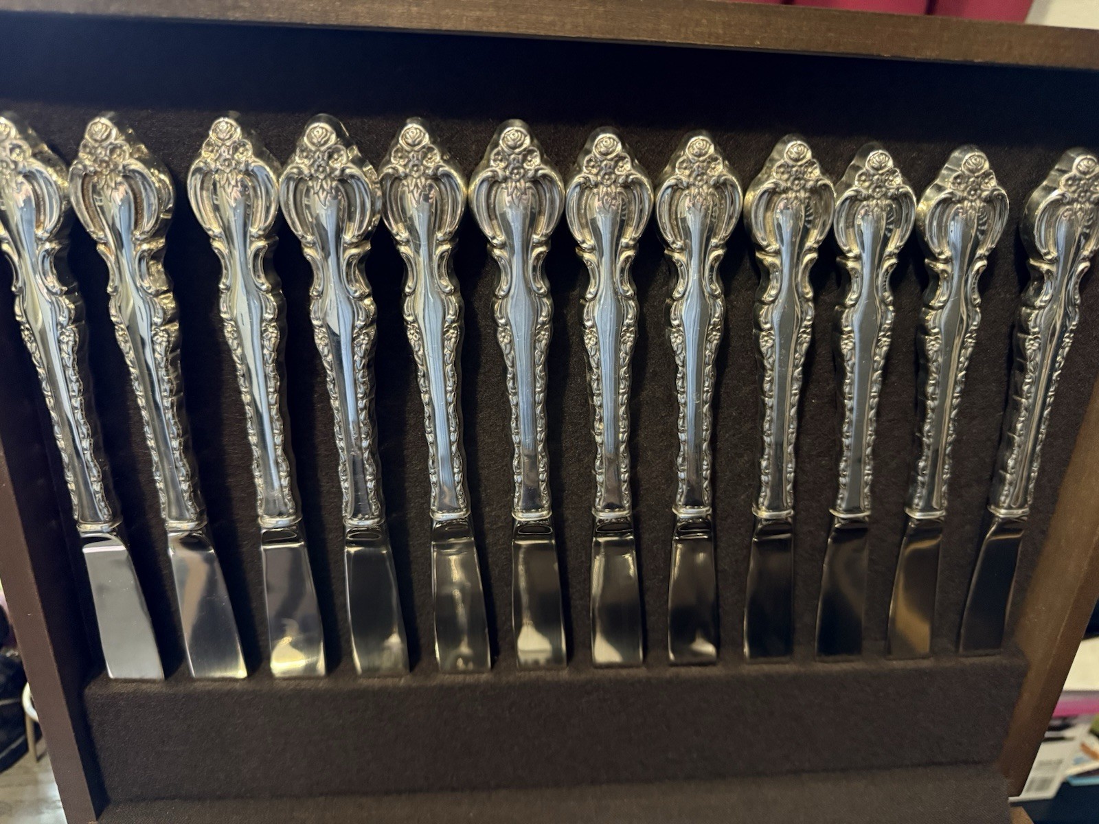 1969 Countess Silver Flatware With custom lined Box, 79pcs. Antique