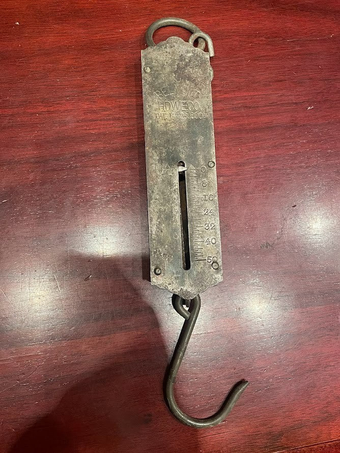 Vintage Belmont Hardware Co. Small 25 lb. Hanging Scale Pat. Jan. 23, 1900 8.5″