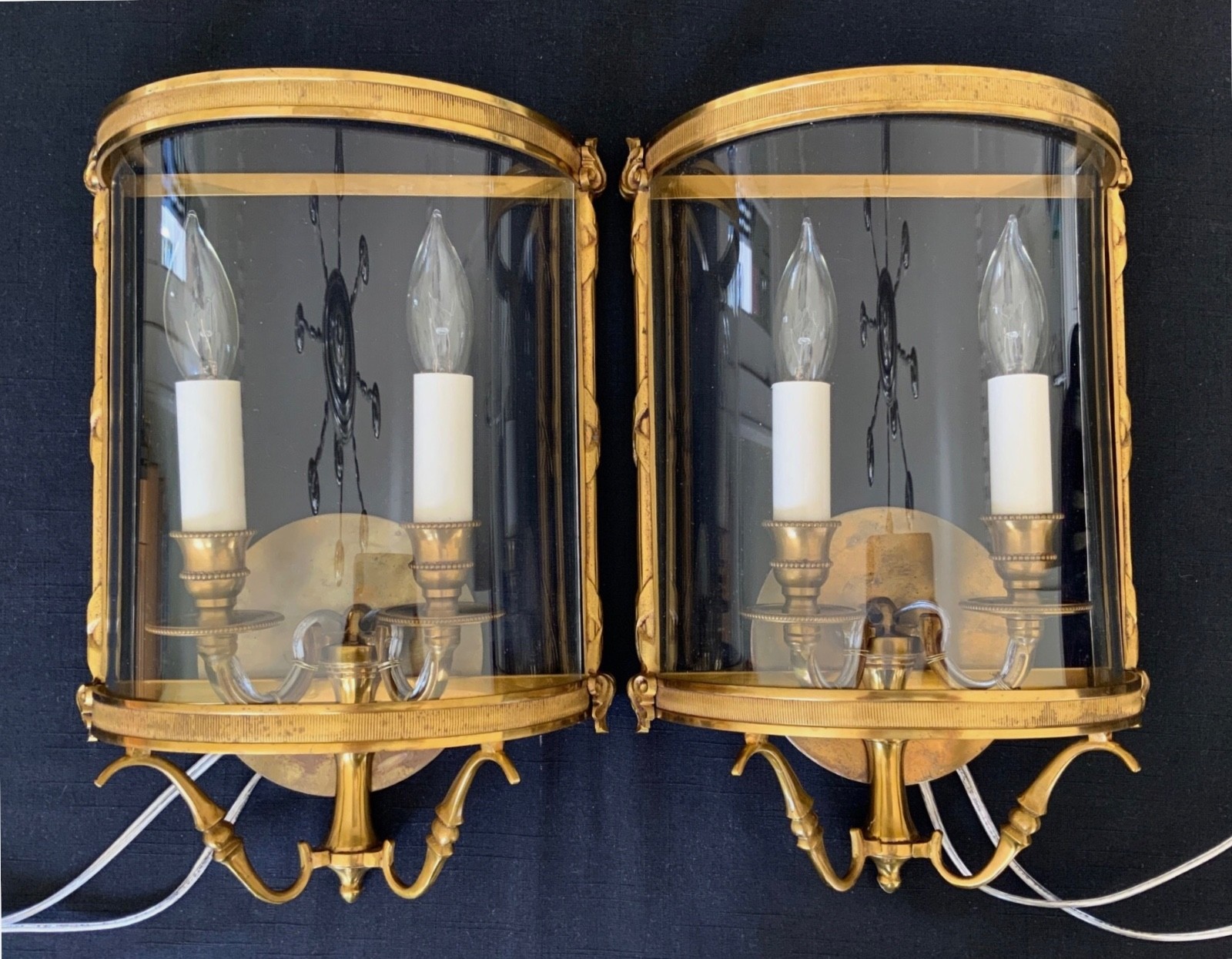 FRENCH BRONZE CONVEX LANTERN WALL SCONCE (2) LOUIS XVI RIBBON & REED