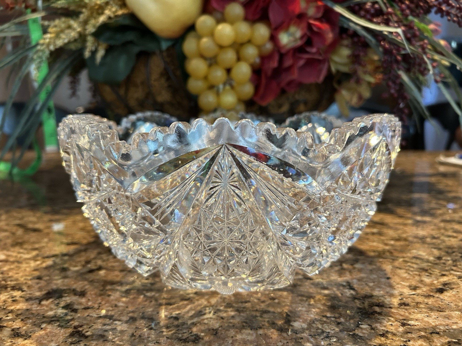 ANTIQUE AMERICAN BRILLIANT CUT GLASS CRYSTAL Large Bowl 9”
