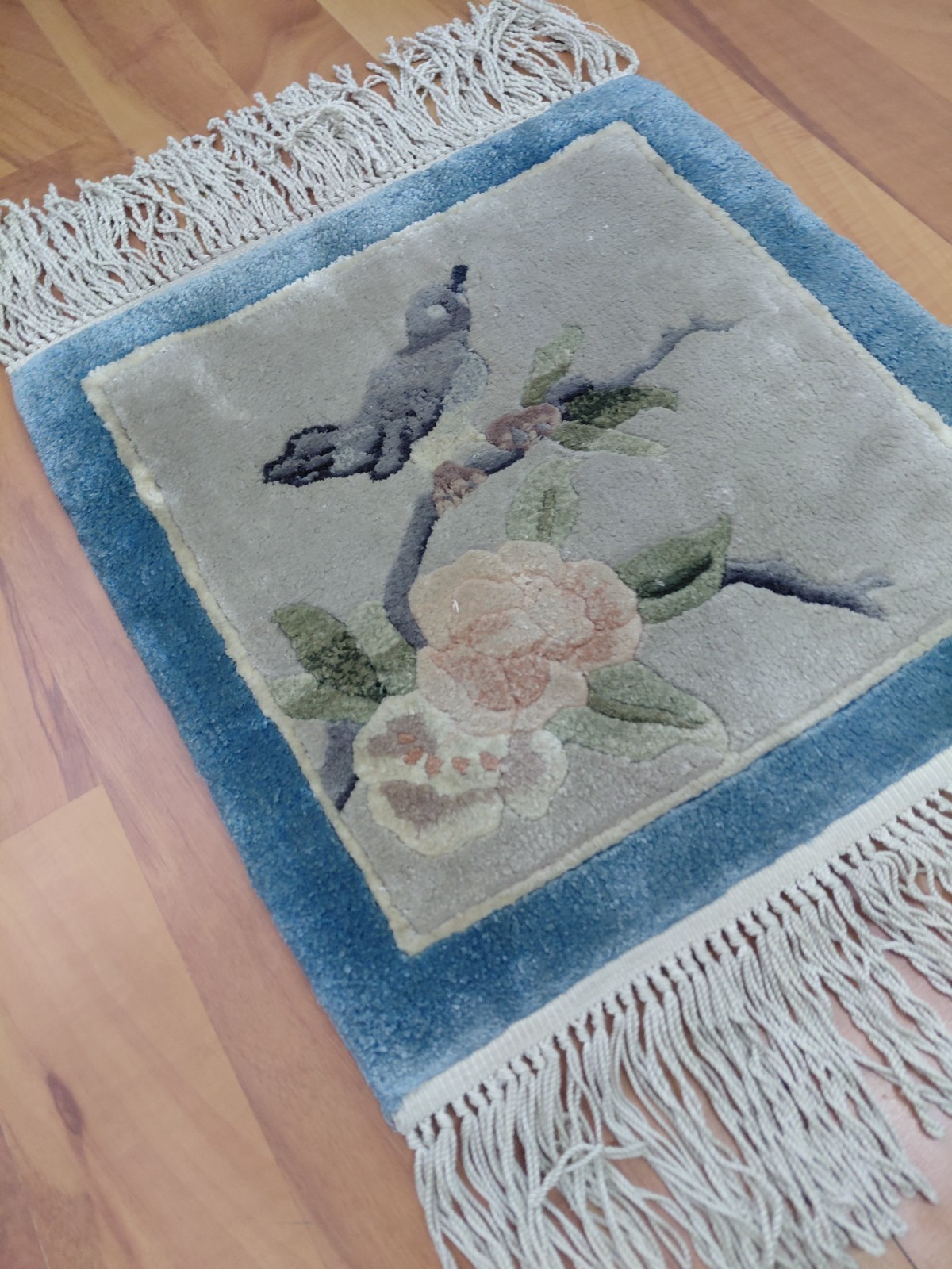 Handmade Bird Rug Bamboo Silk Chinese Rug Pictoral Cushion Decor Rug c