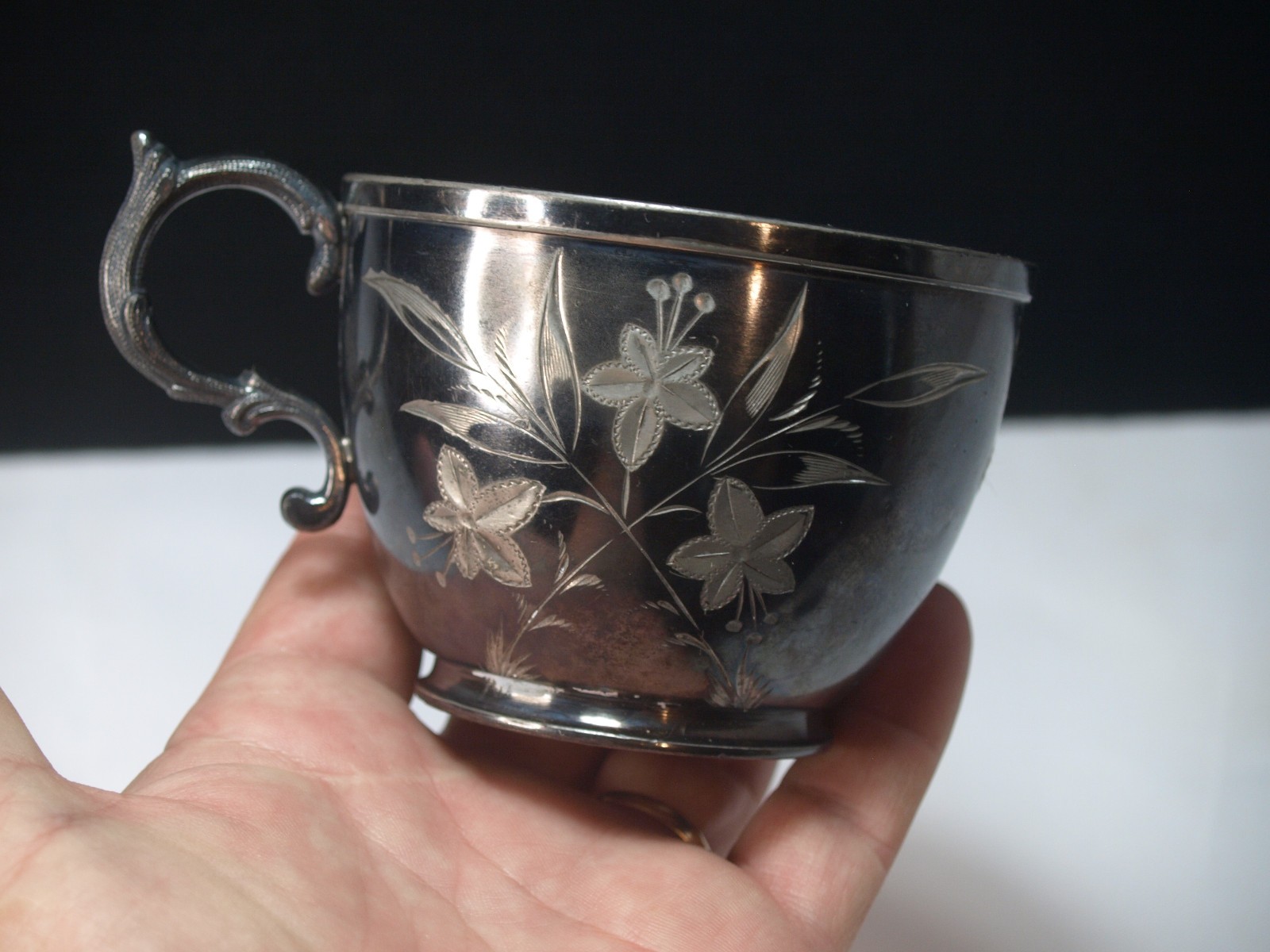 Antique Barbour Bros Silver Plate Cup Victorian Floral Motif ? Mustache Cup ?