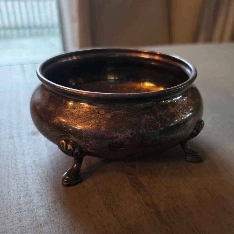 Antique Silver Salt Cellar Footed Bowl on Four Feet 2.5″ Tall 4.5″ Wide vintage