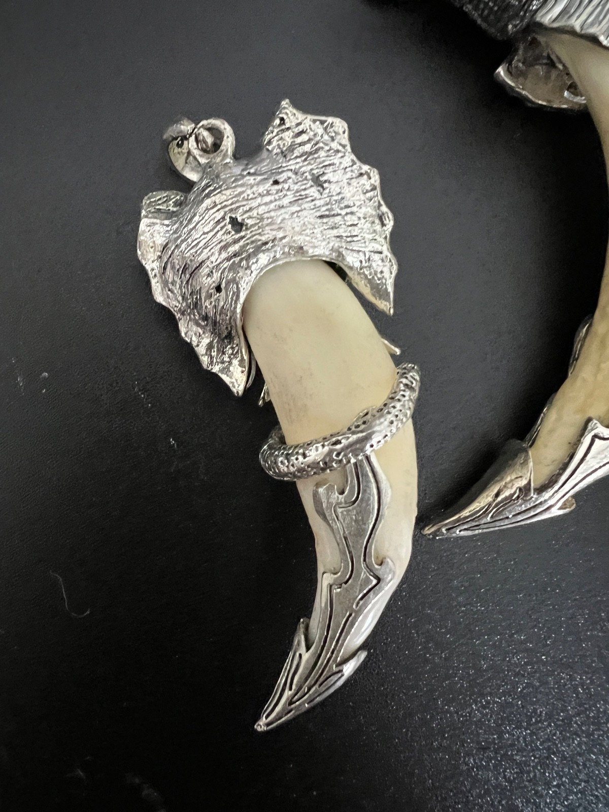 3 Men’s and Women’s Wolf Tooth Silver Elephant Pendant Brothers Sisters