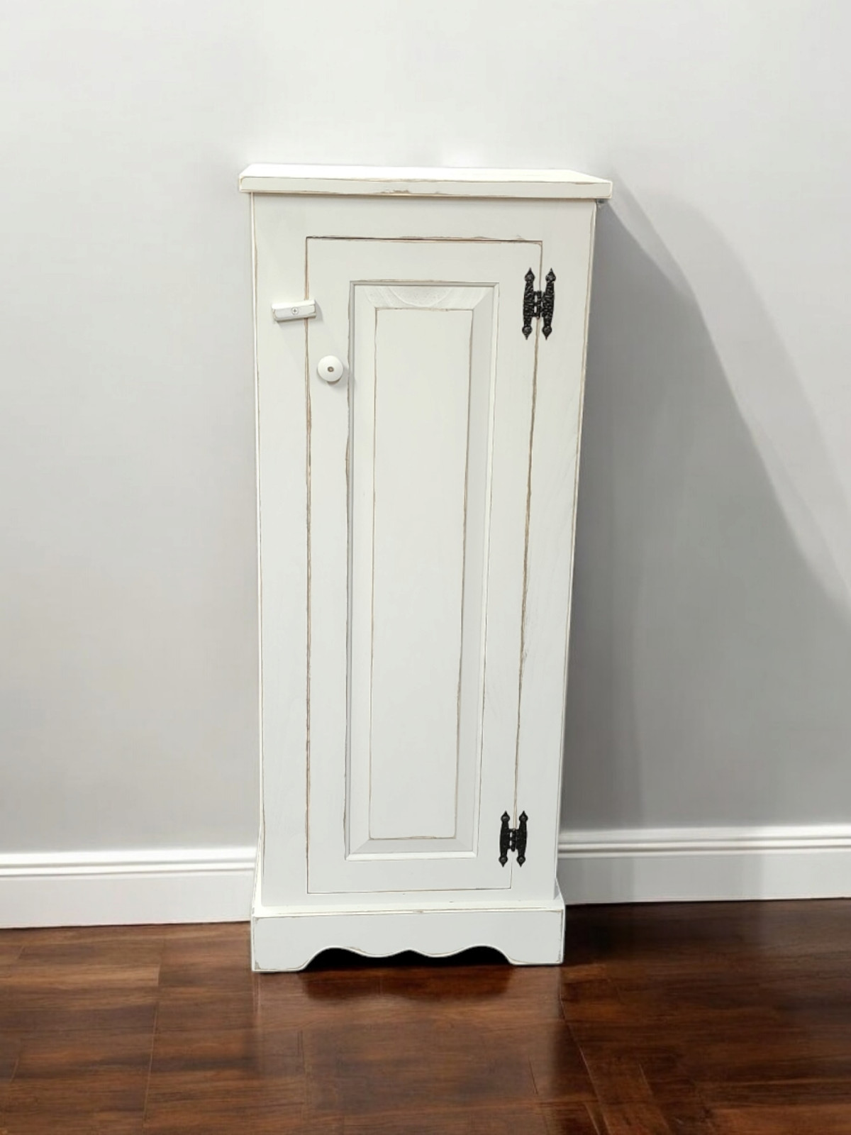Handmade Rustic Cabinet , Farmhouse Style Storage Cabinet with Vintage Look