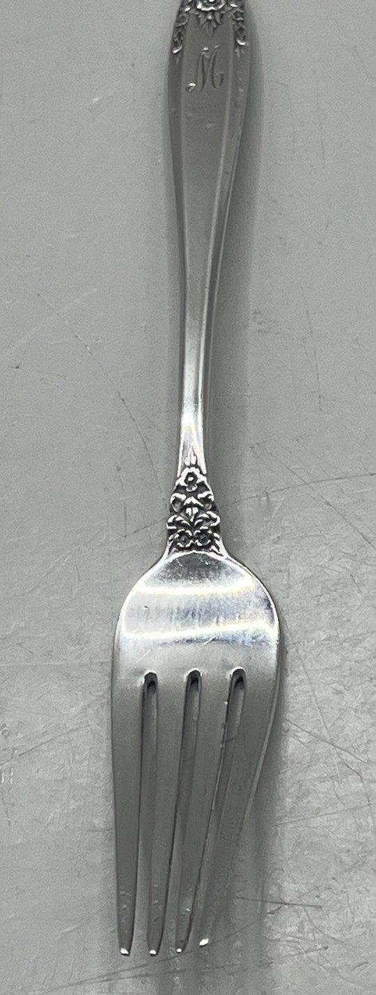 8” Dinner Fork Prelude Sterling Silver , International Silver Co. 31g Mono “M”.