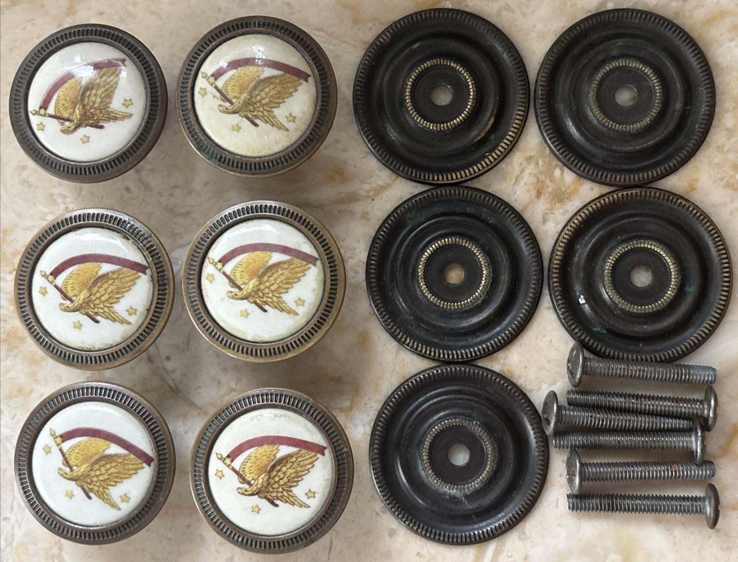 Vtg Hitchcock Eagle Flight Banner and Stars Knobs 5 Backplates & 6 Brass Knobs