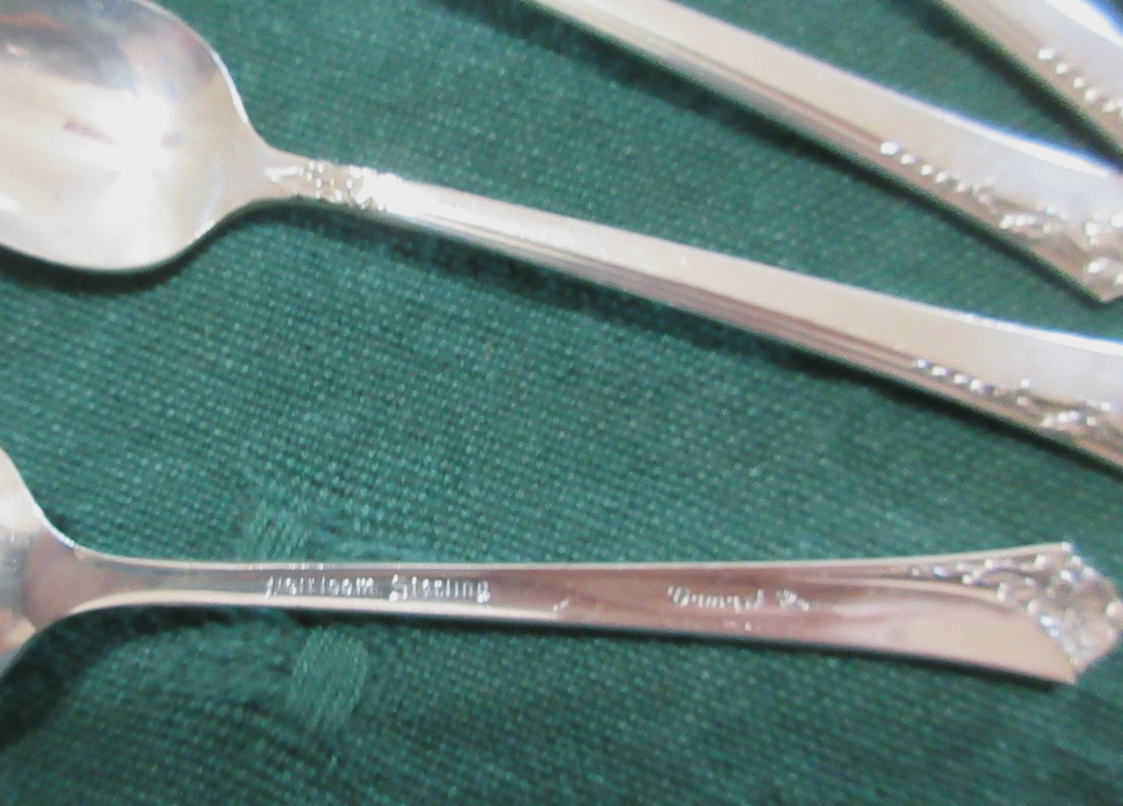 Oneida Heirloom Sterling Silver, Damask Rose, 1 Teaspoon, 7 Demitasse Spoons