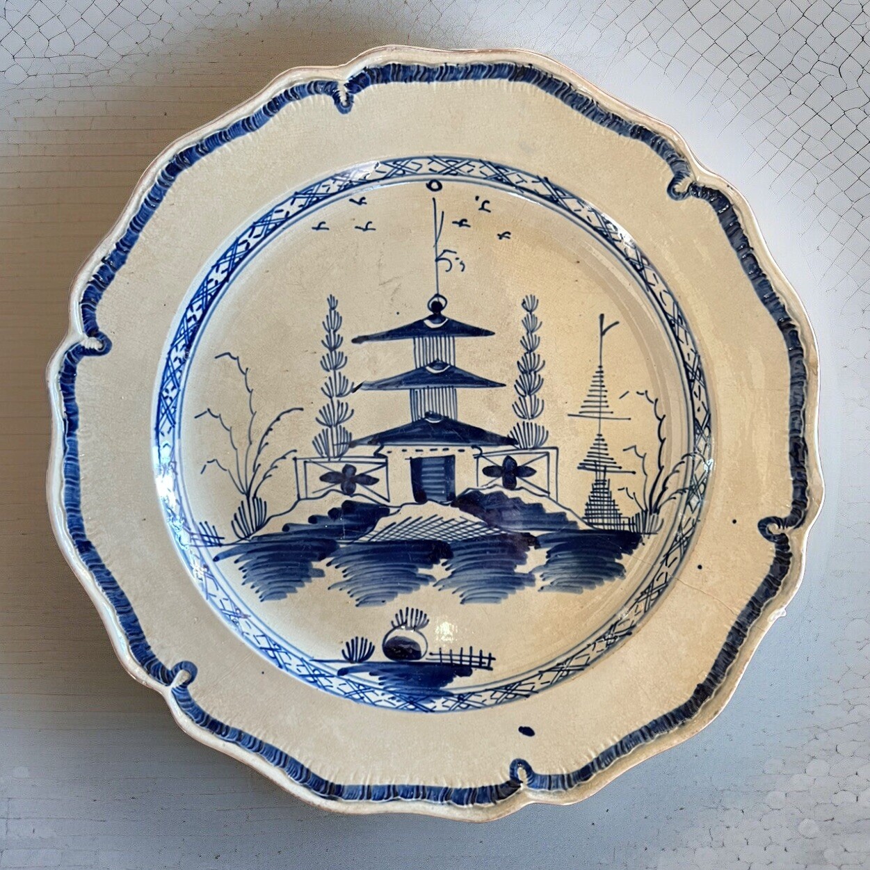Antique English “China Glaze” Pearlware Chinoiserie Plate, C 1780, For Repair