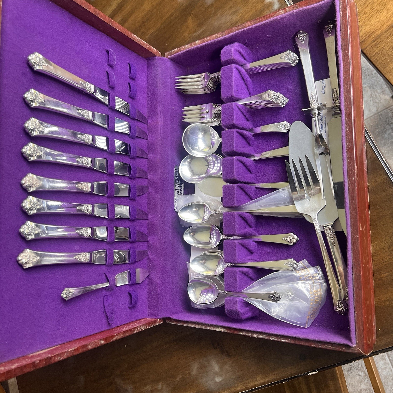 Castle Rose ROYAL CREST ONEIDA Sterling Silver Service For 8, 59pcs with Chest