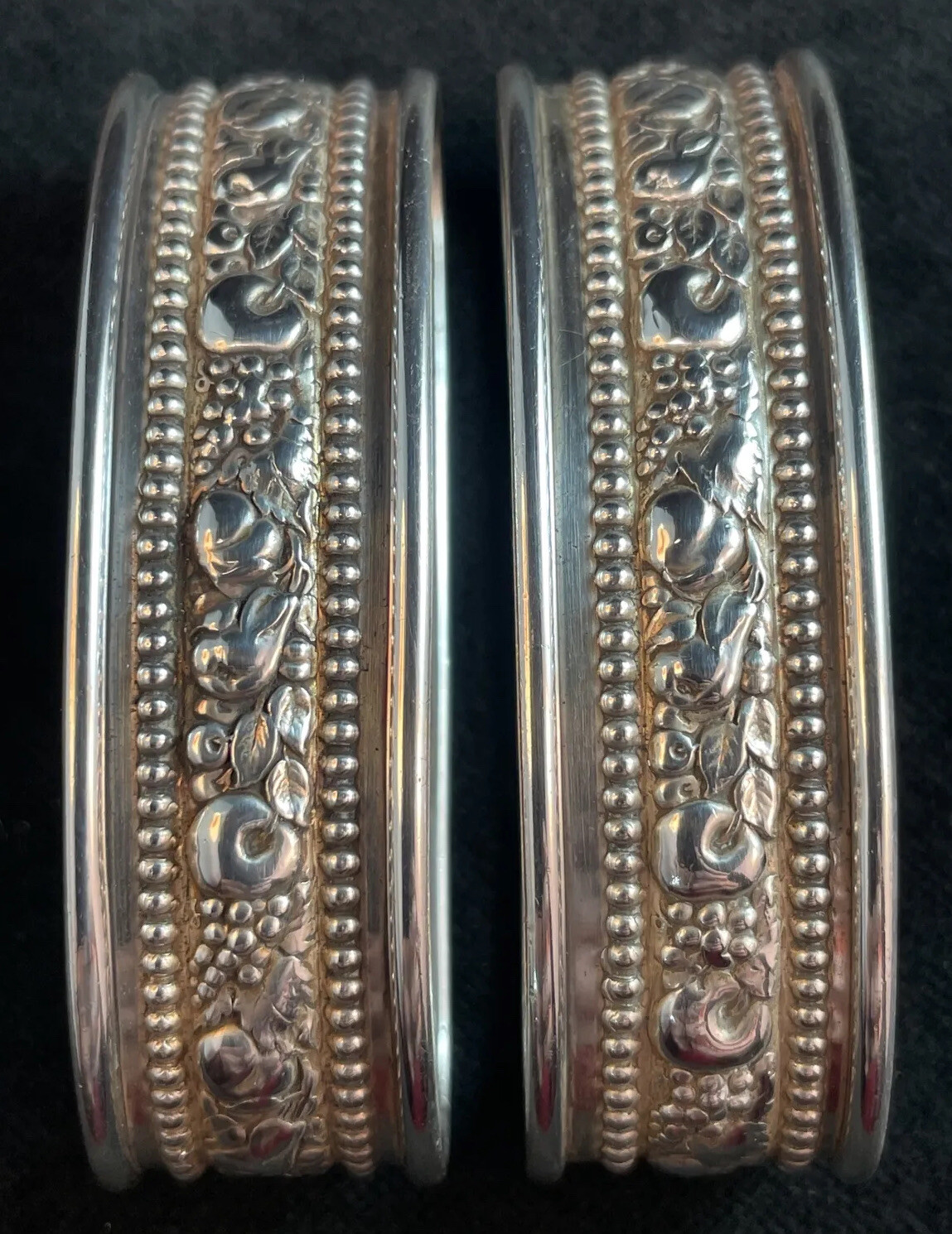 Pair Of Wallace Sterling Silver Napkin Rings Repousse Fruit No Monograms # 184