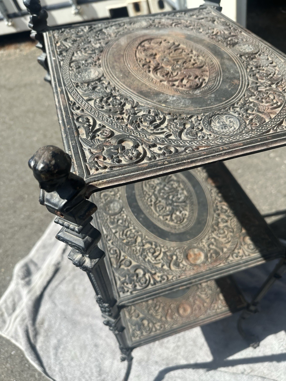1830s German cast-iron table fairy Luster theme gargoyle clawfoot