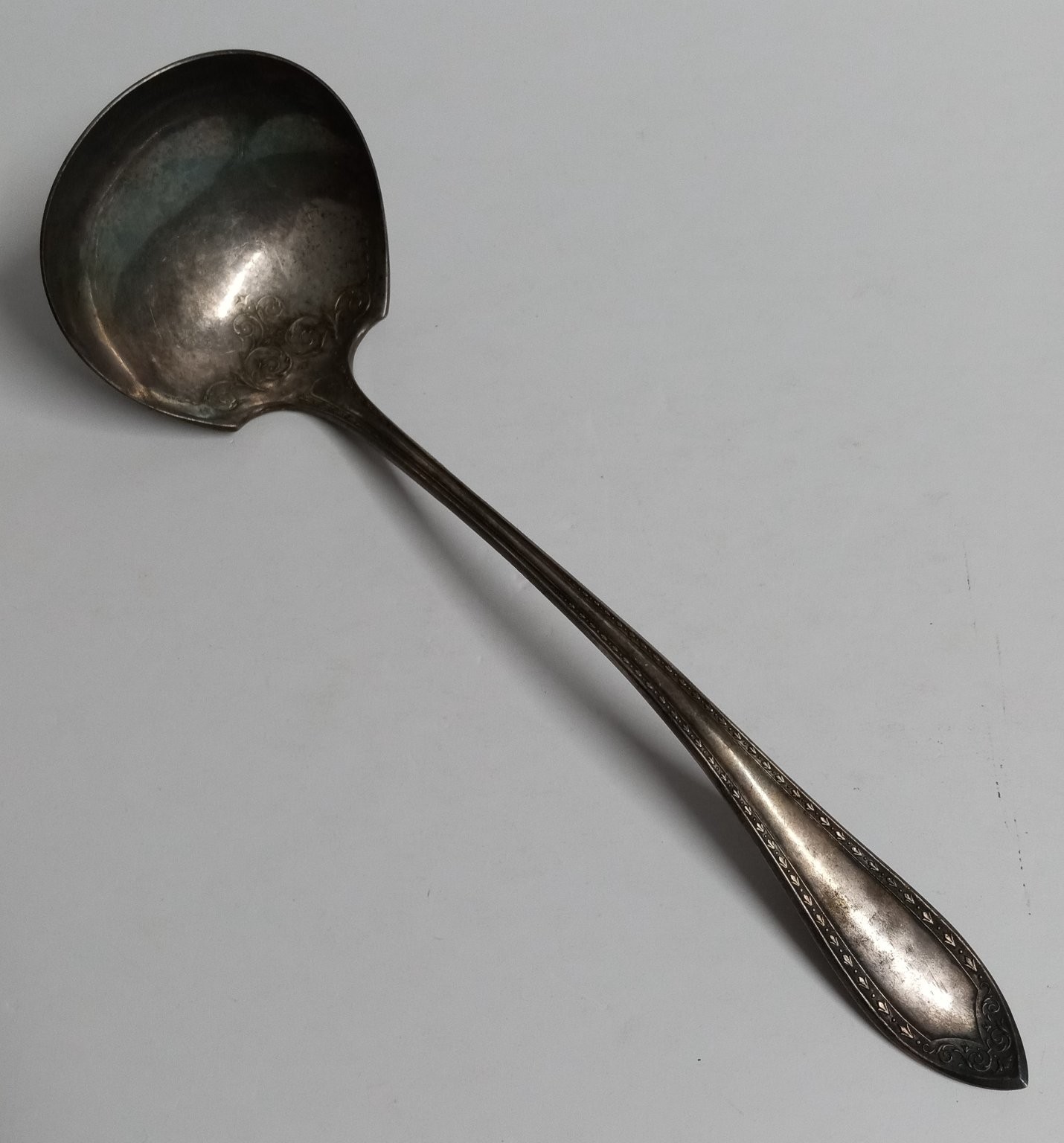 Oneida Community Plate 11″ Large Soup Punch Ladle Silverplate Vintage Scrollwork