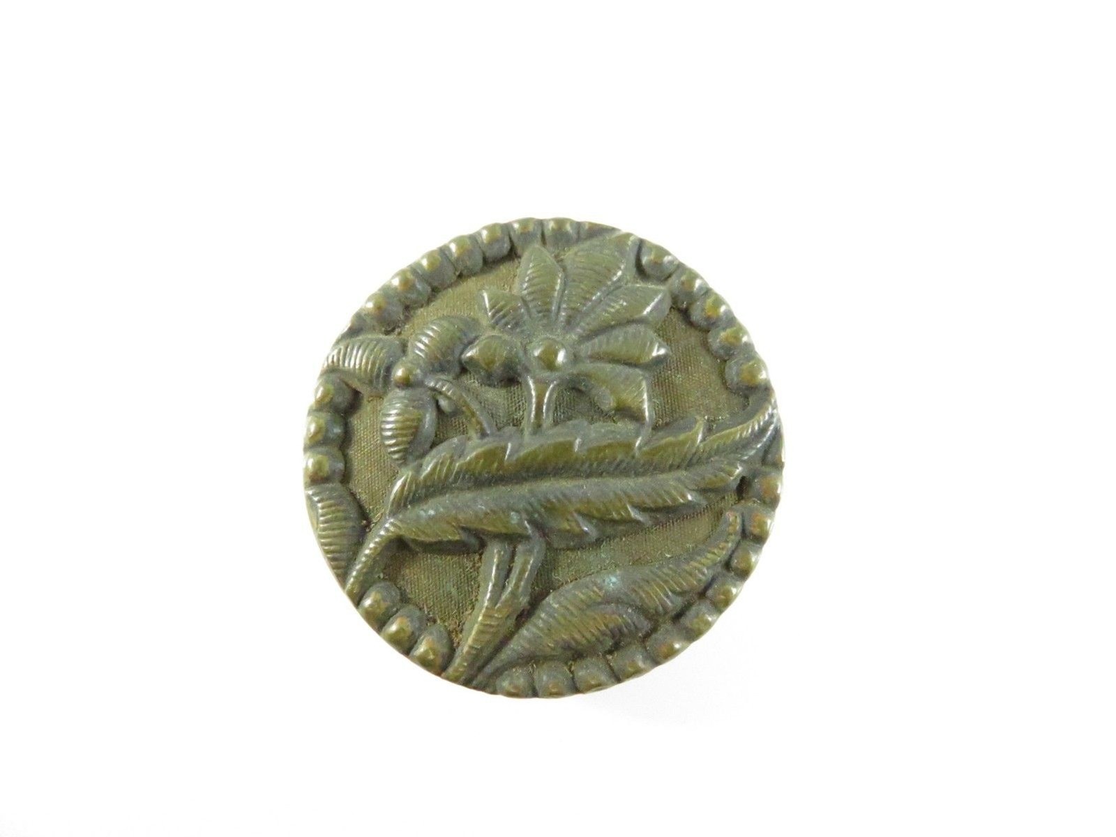 Antique Art Nouveau Brass Picture Button Botanical Design c.1890–1910