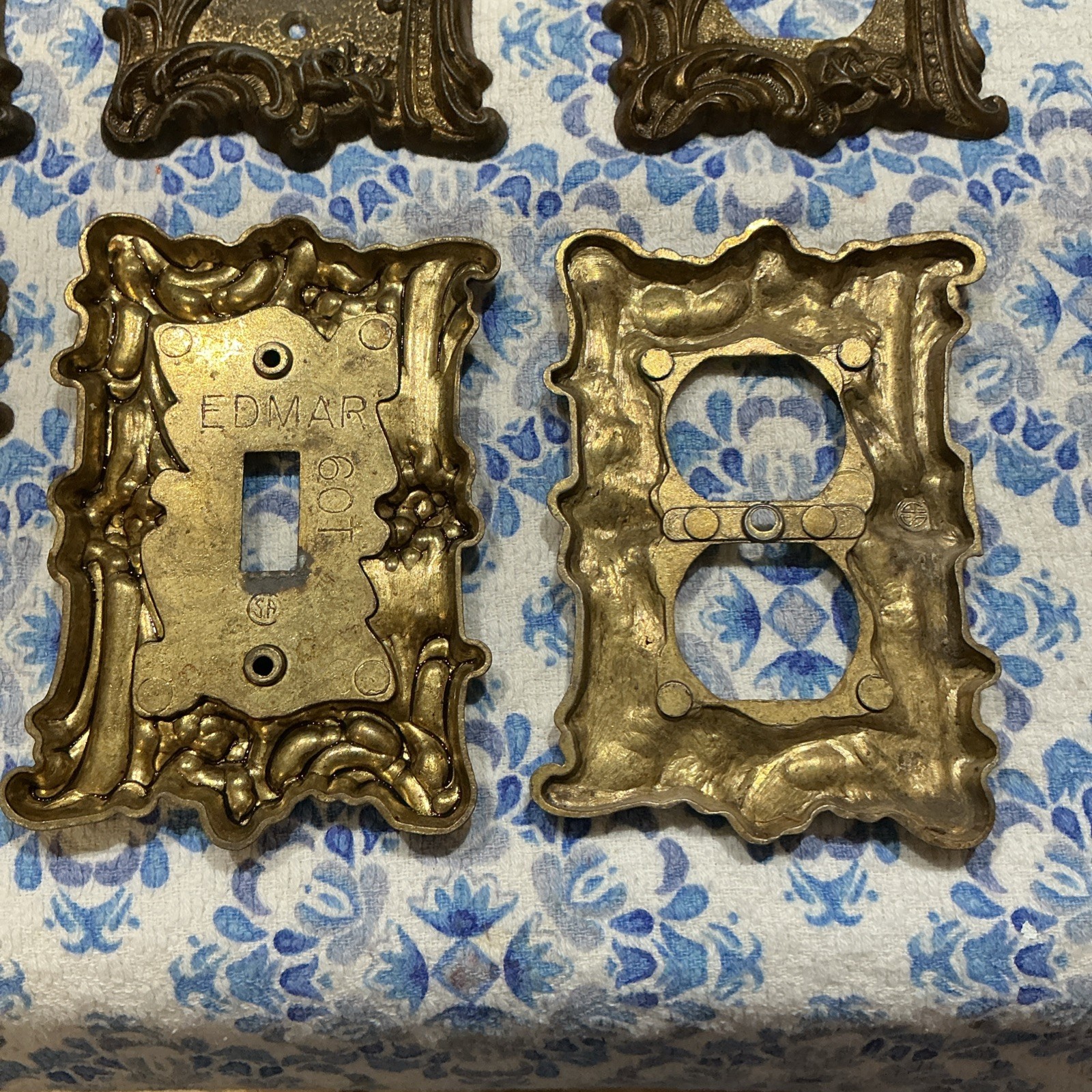 7 Vintage Electrical Outlet & Switch Covers – Edmar Flower Rose Art Nouveau Gold