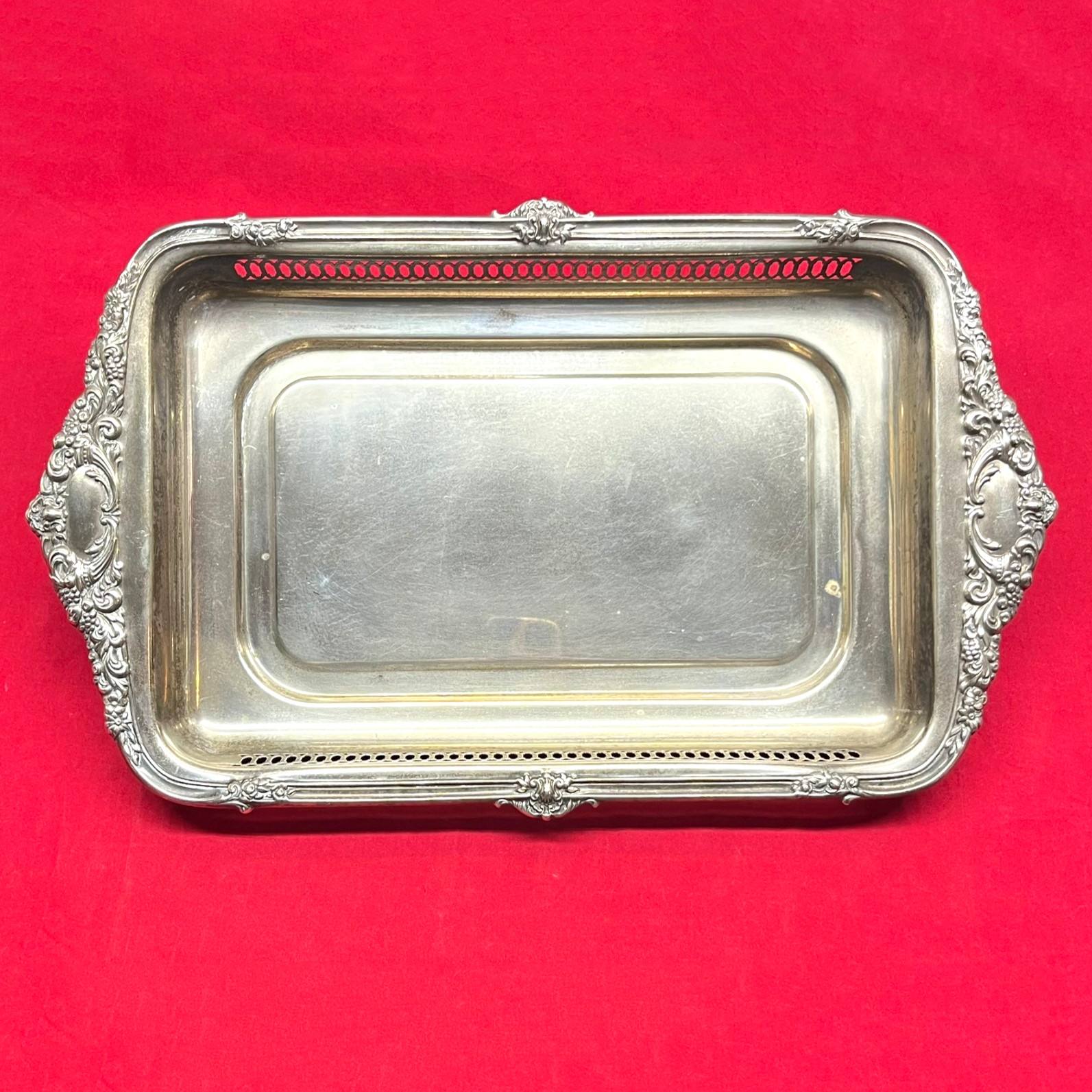 VTG 19″ Tarnished Silver Plated Rectangular Butler Serving Tray Pierced Gallery