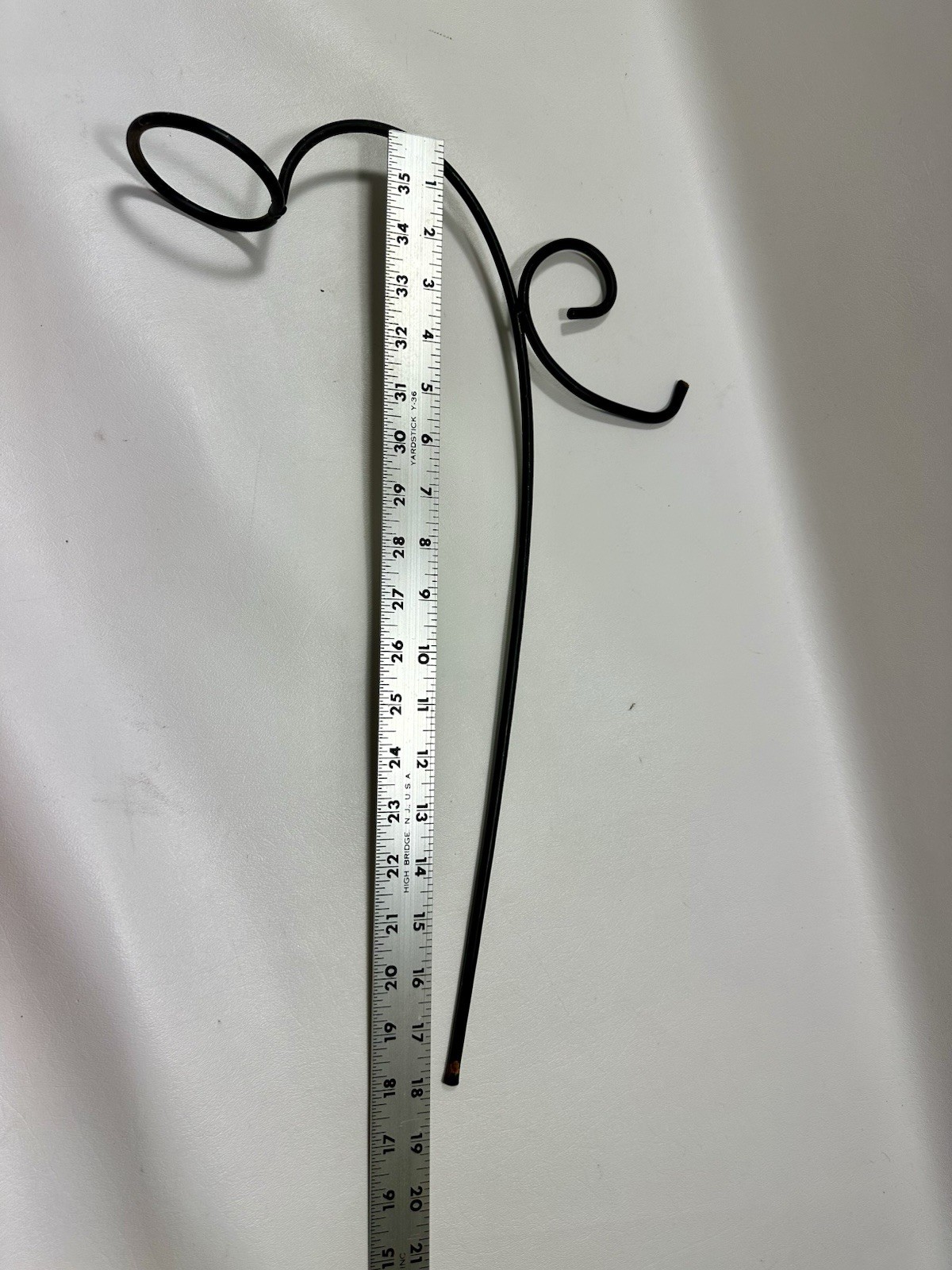 Cast Iron 18″ inch Spike Flower Pot Plant Holder Candle Holder Hanger Dark