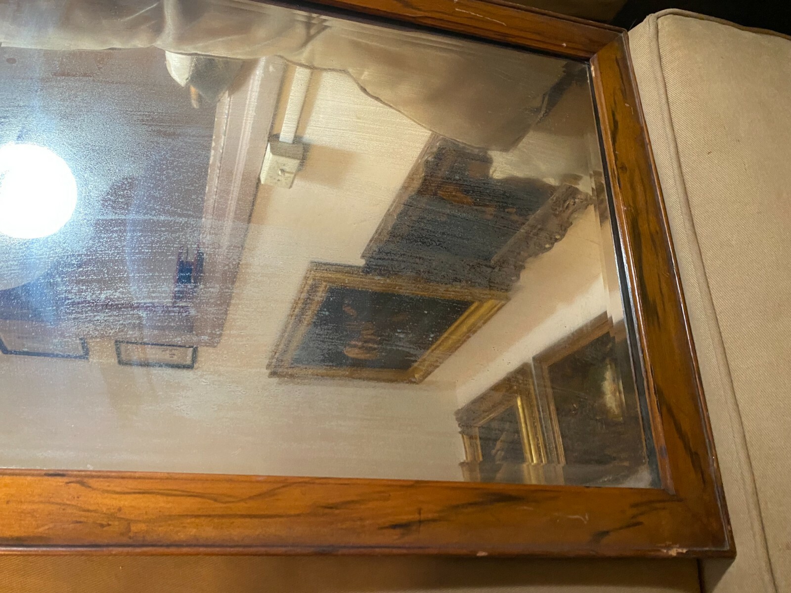 Antique Rectangular Wood Framed Mirror -18.75″ Tall x 22.75″ Wide x 1.0″ Deep