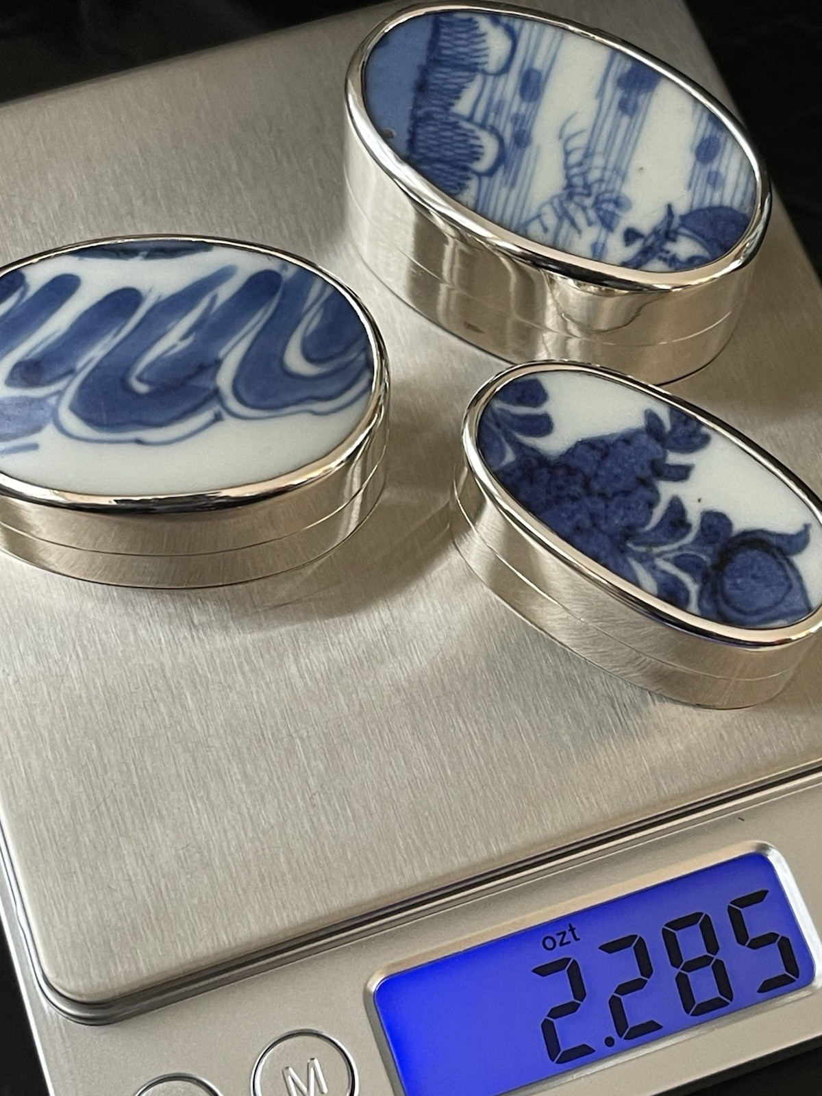Fine Rare 925 Sterling Silver Blue White Antique Porcelain Shard Box Trio 1.75”