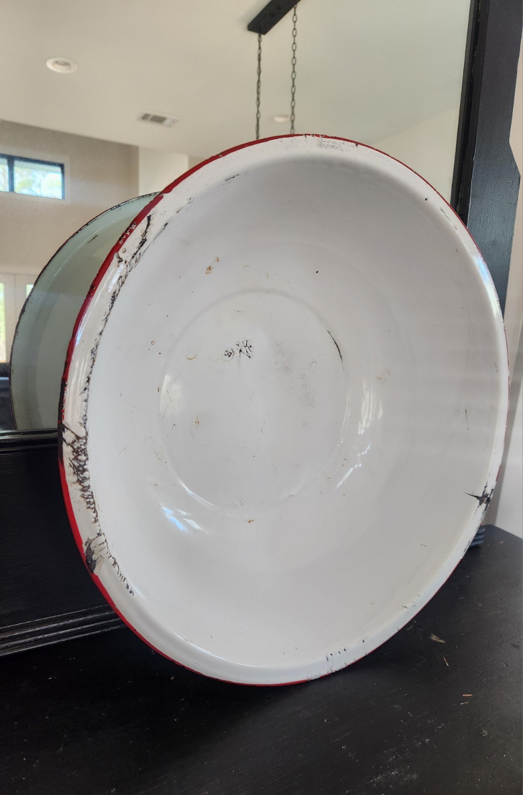 Vintage White Enamelware Basin Bowl Red Trim Wash Pan Chippy Farmhouse 15 3/4″