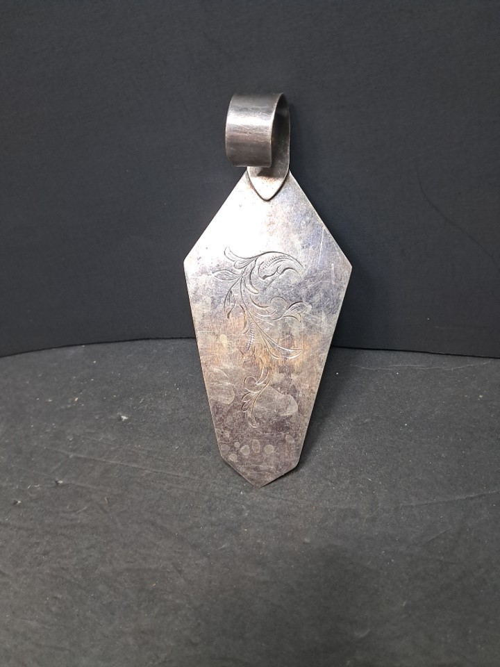 ❤️Vintage Silver Plated Finger Loop Pie Cake Desert Server Floral Vine