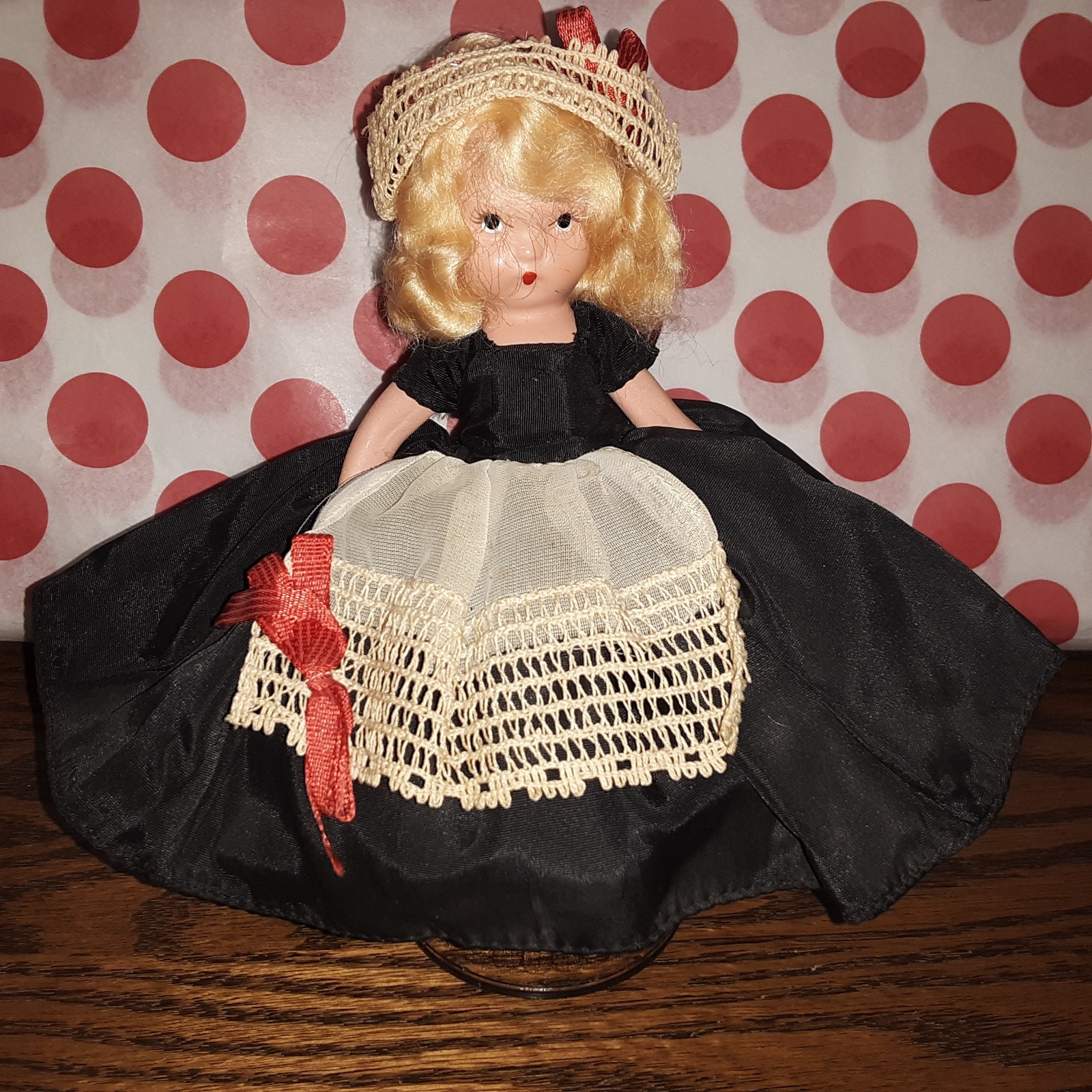 Vtg Nancy Ann Storybook Doll Bisque 173 Polly Put Kettle On (5.4)