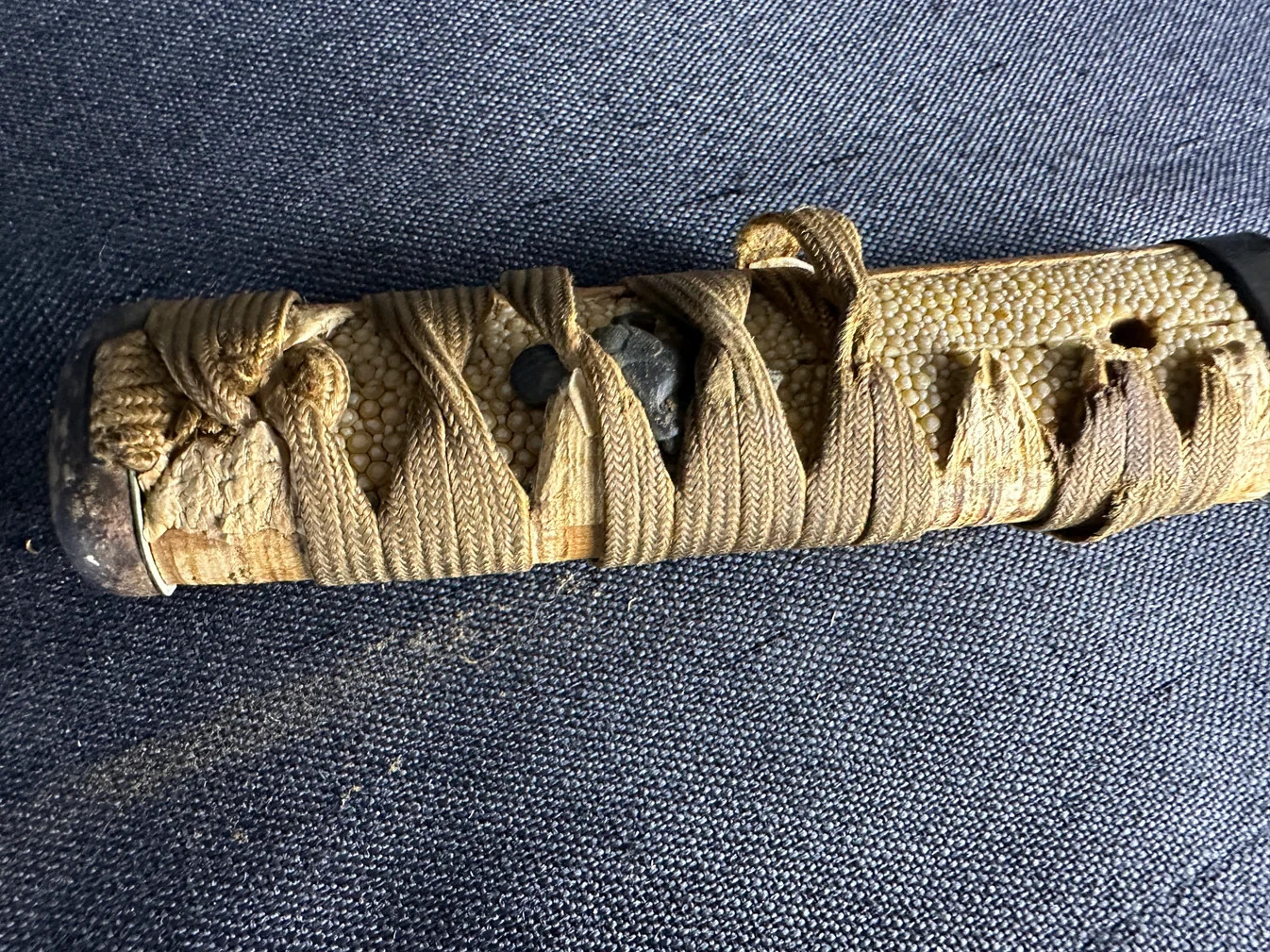 吉(國) – Yoshi(kuni) – Broken Tanto blade in Full Koshirae