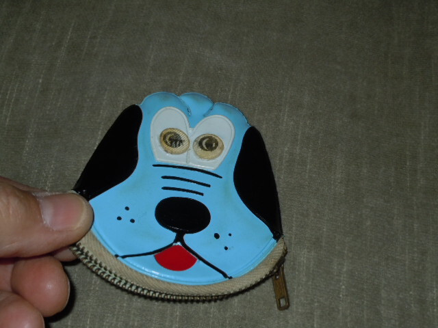 PLUTO Coin Purse with working Zipper. Vintage Blue.