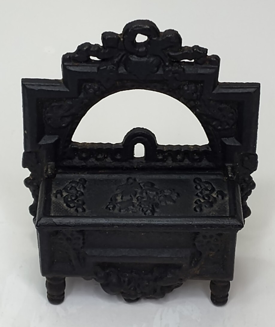 ✅Antq 1871 Stove Cast Iron COLLECTIVE Americana Holder Box W/ Legs 📸📏SEE PICS